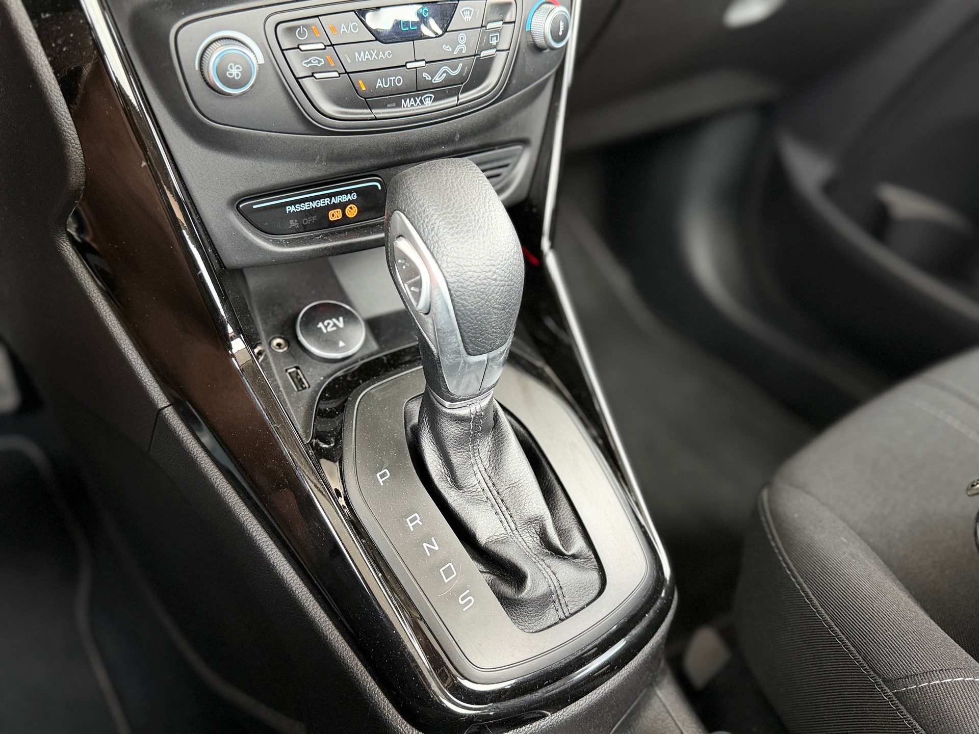 FORD B-Max 1.6i Ti-VCT Titanium FPS-image-16