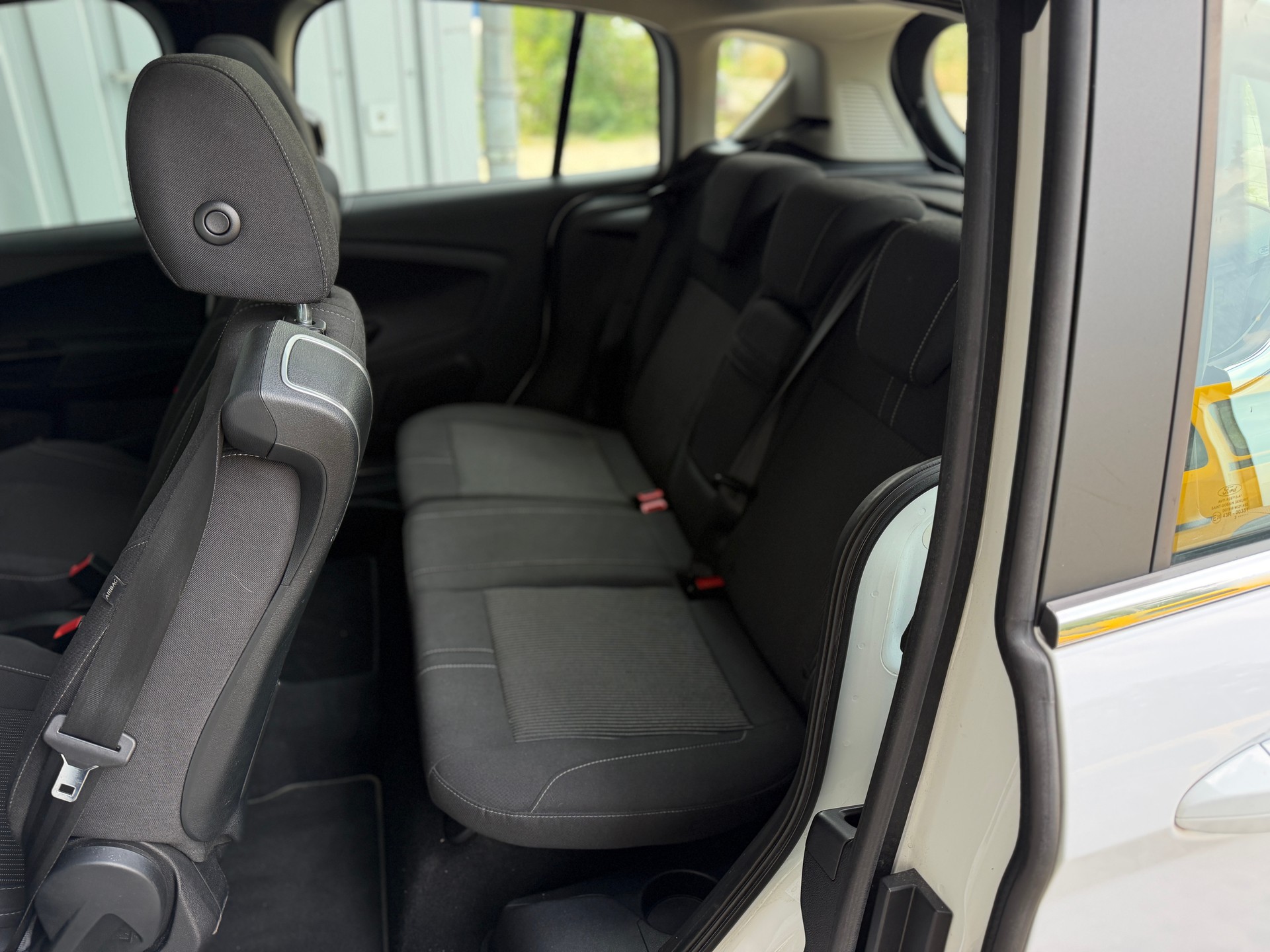 FORD B-Max 1.6i Ti-VCT Titanium FPS-image-11