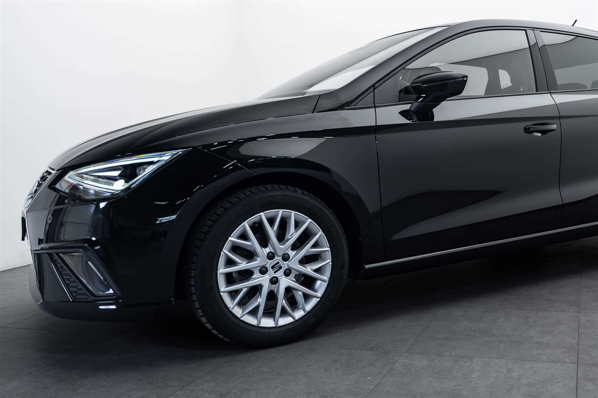 SEAT Ibiza 1.0 EcoTSI FR DSG-showroom-element-1