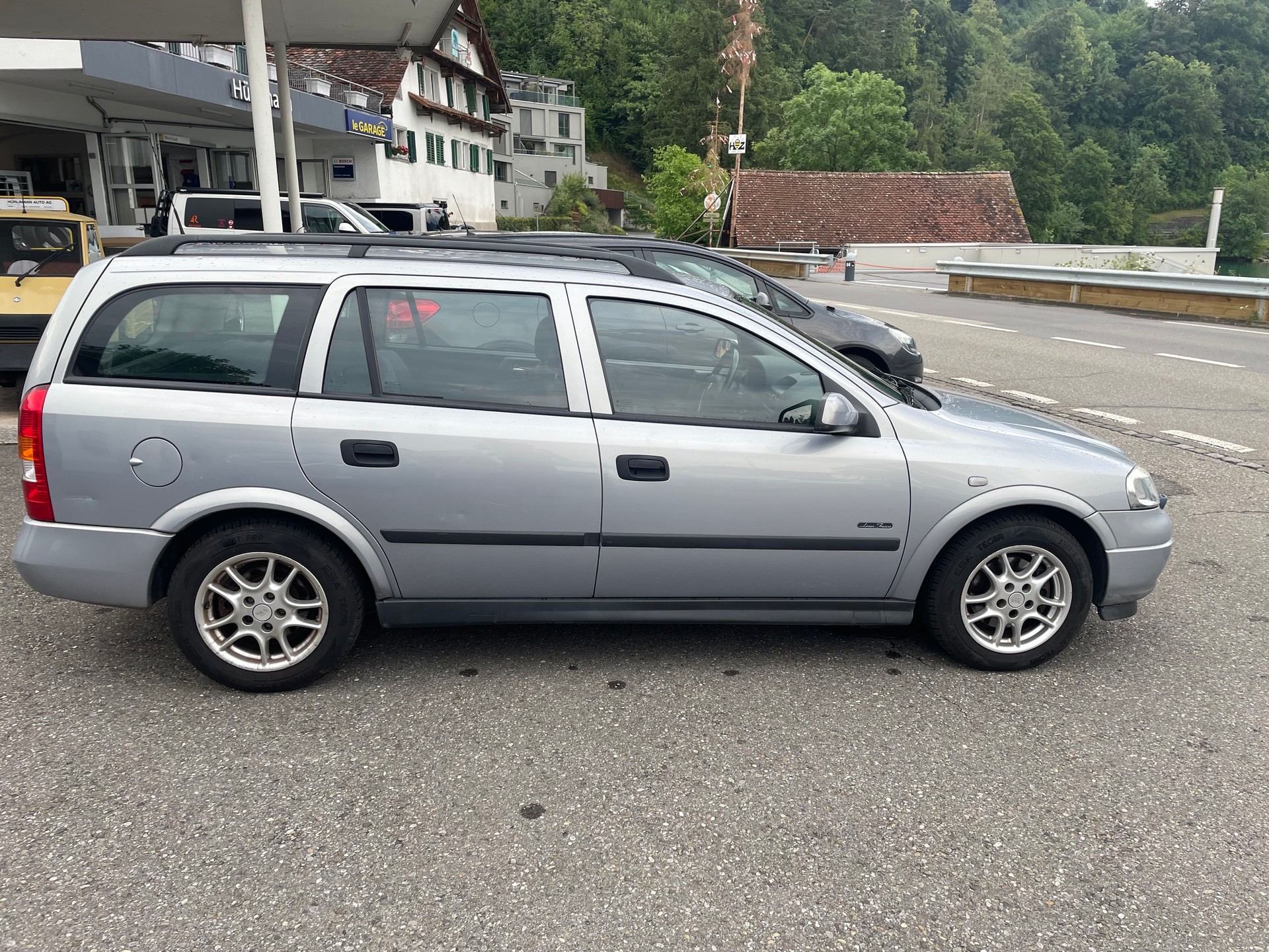OPEL Astra Caravan 1.6i 16V Linea Fresca-image-2