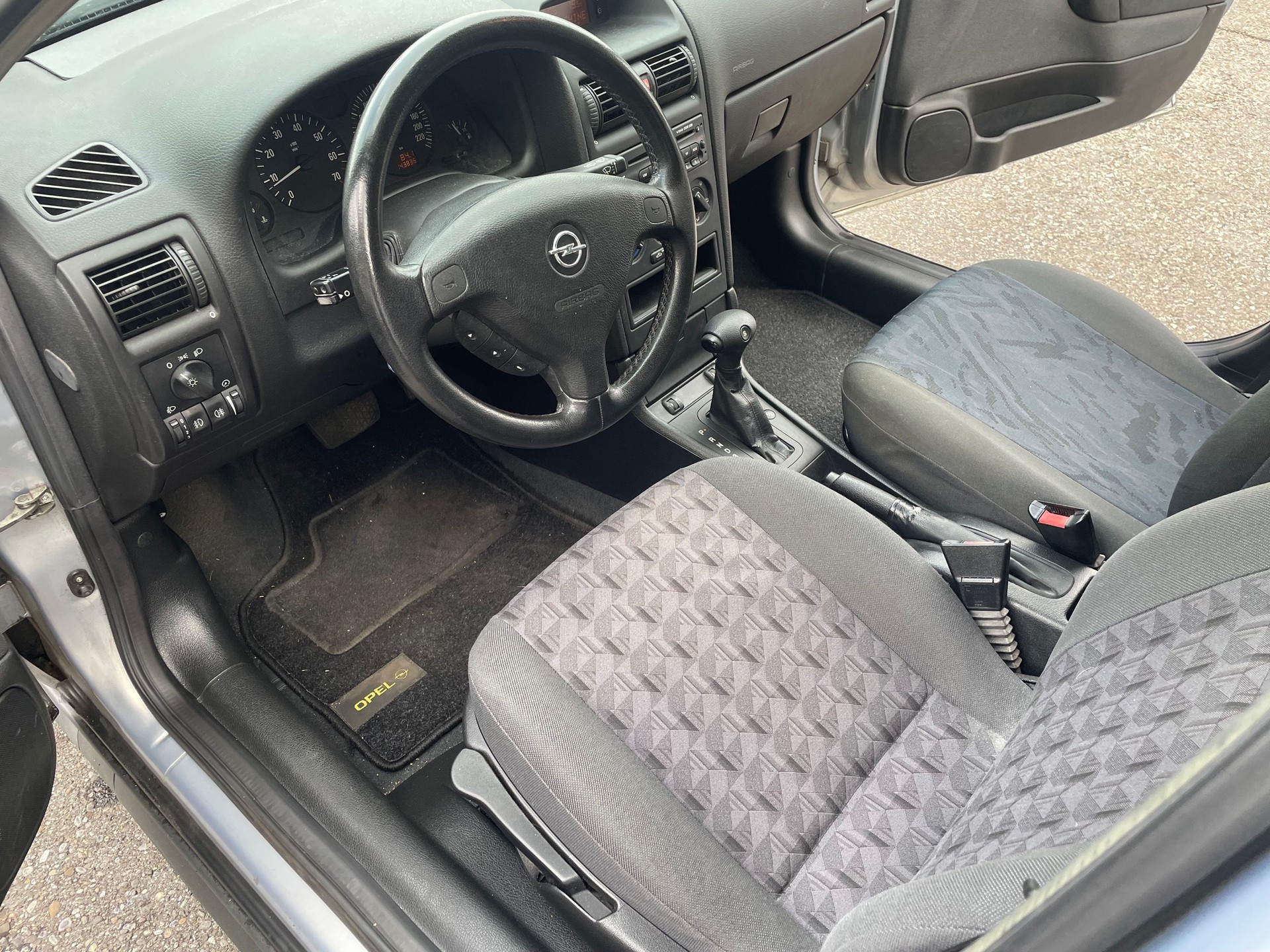 OPEL Astra Caravan 1.6i 16V Linea Fresca-image-5