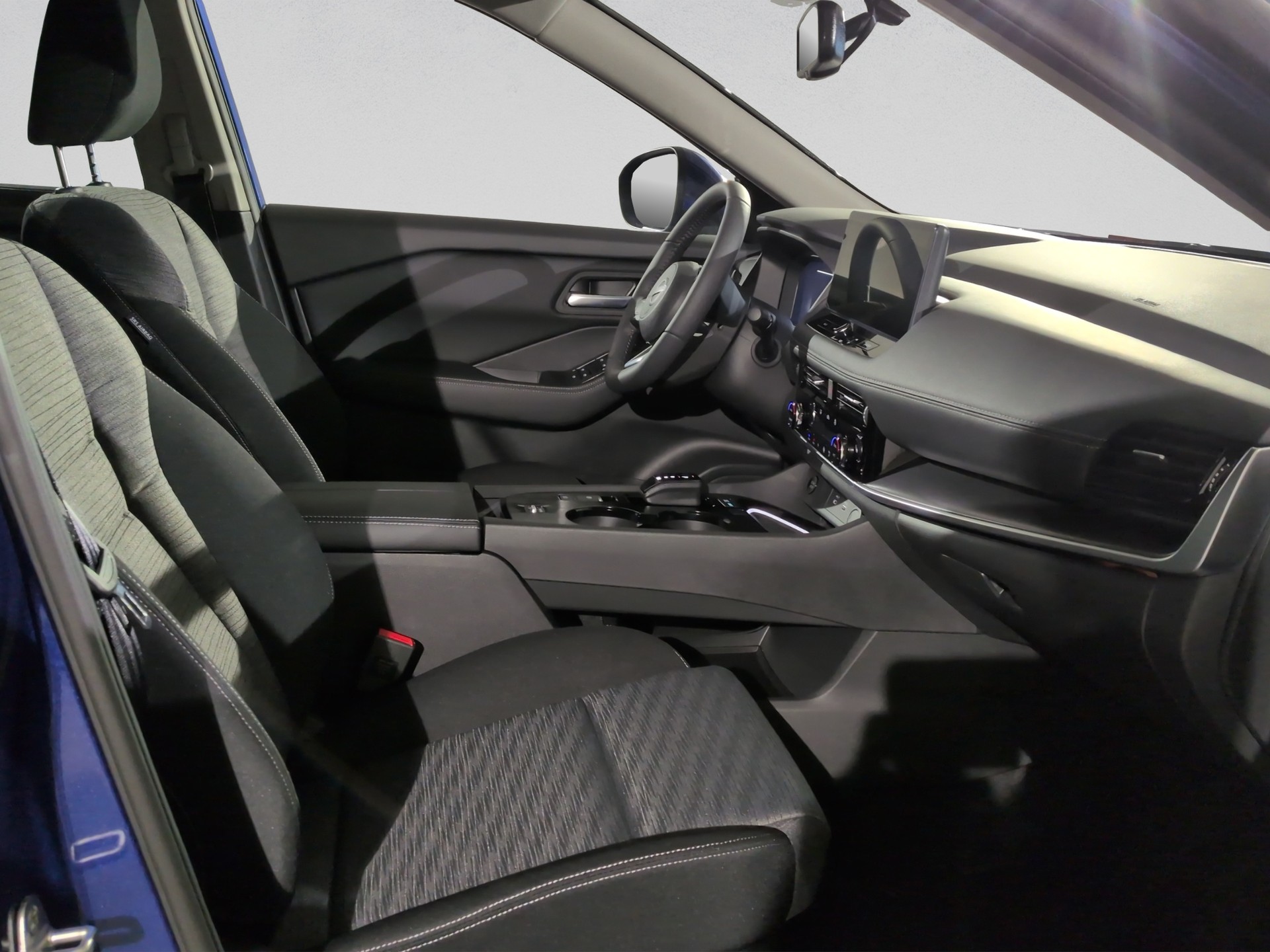 NISSAN X-Trail 1.5 VC-T e-Power N-Connecta-image-12