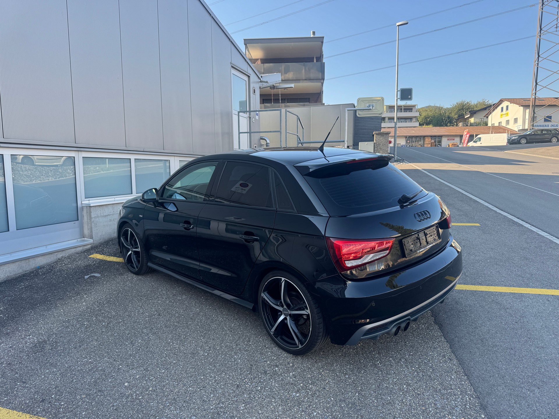 AUDI A1 Sportback 1.4 TFSI Sport S-tronic-image-2