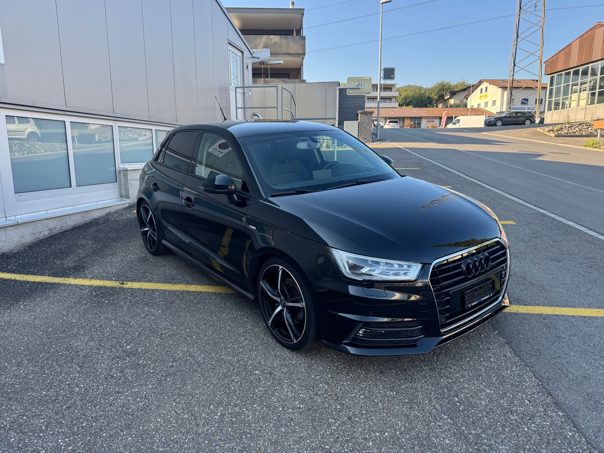 AUDI A1 Sportback 1.4 TFSI Sport S-tronic-image-1