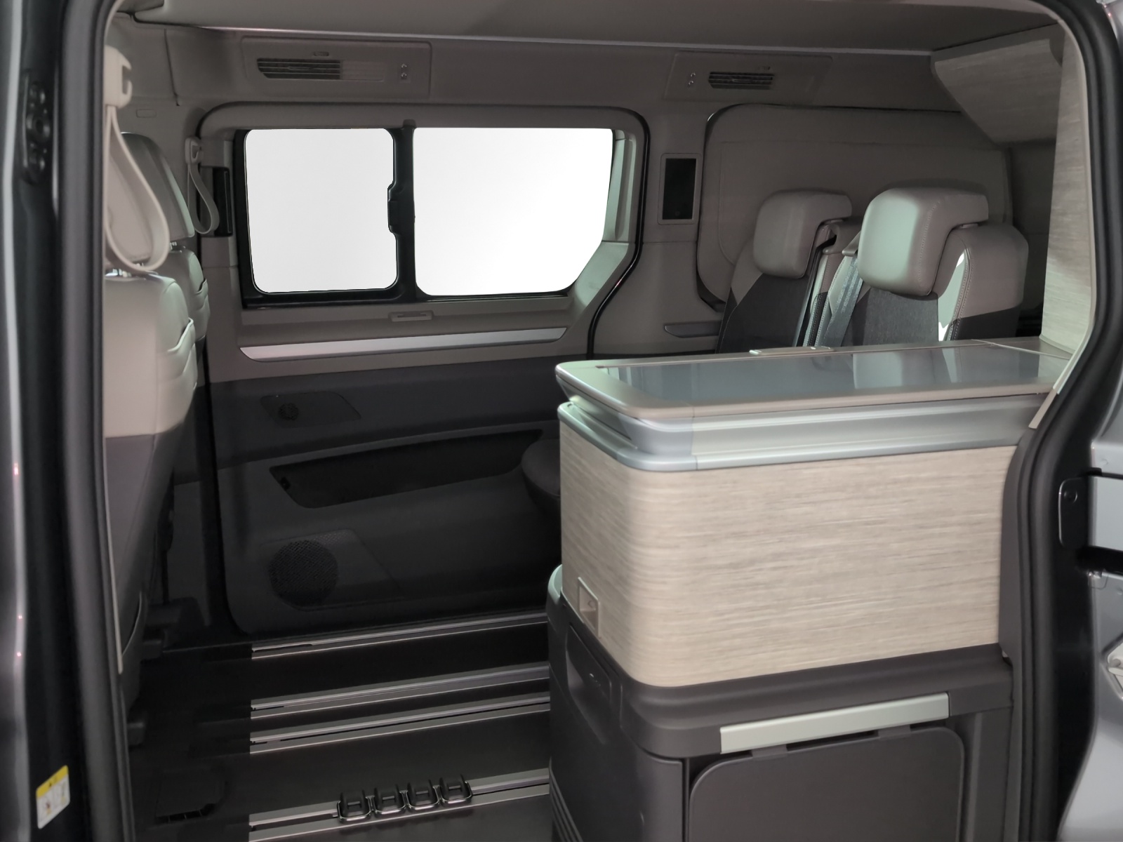 VW California eHybrid Ocean Liberty 4Motion-image-5