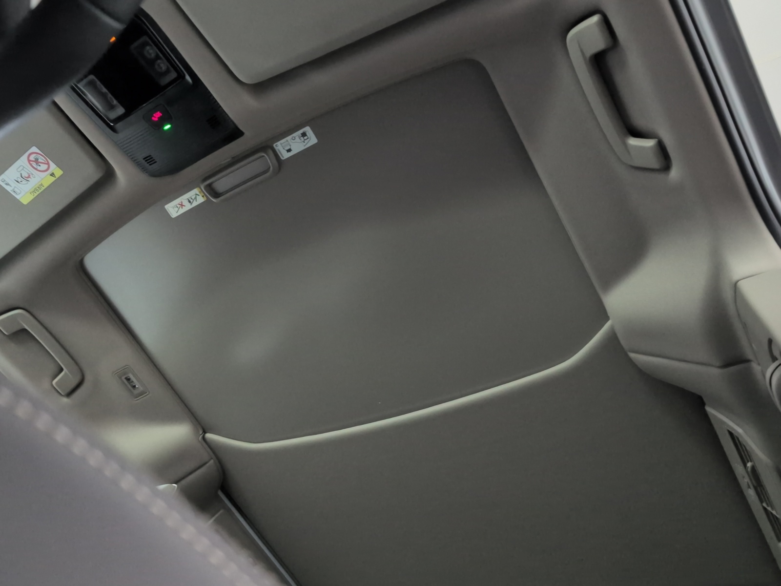 VW California eHybrid Ocean Liberty 4Motion-image-9