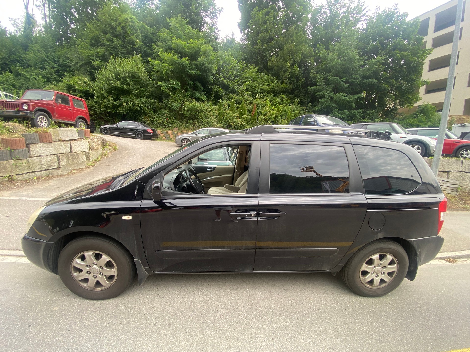 KIA Carnival 2.9 CRDi Trend-image-7