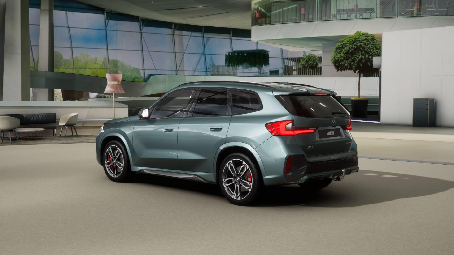 BMW X1 23i xDrive paddles-image-1