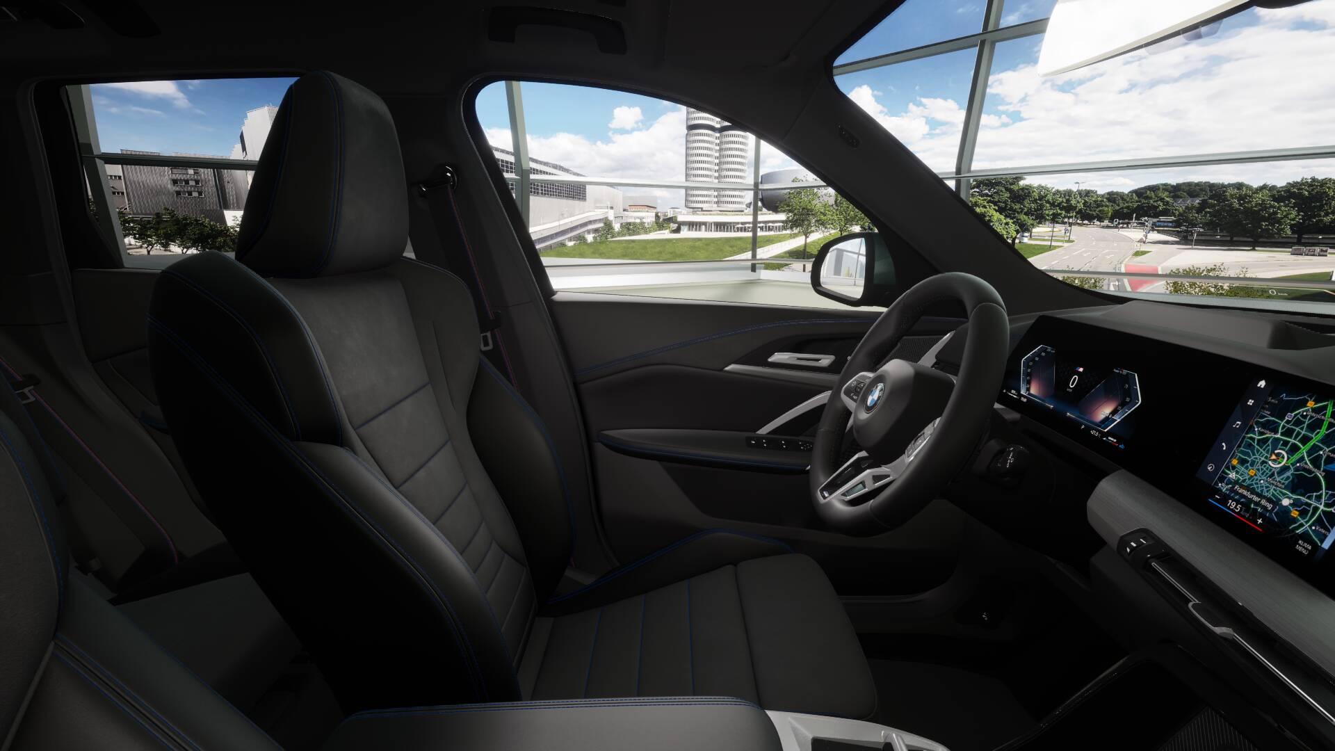 BMW X1 23i xDrive paddles-image-8