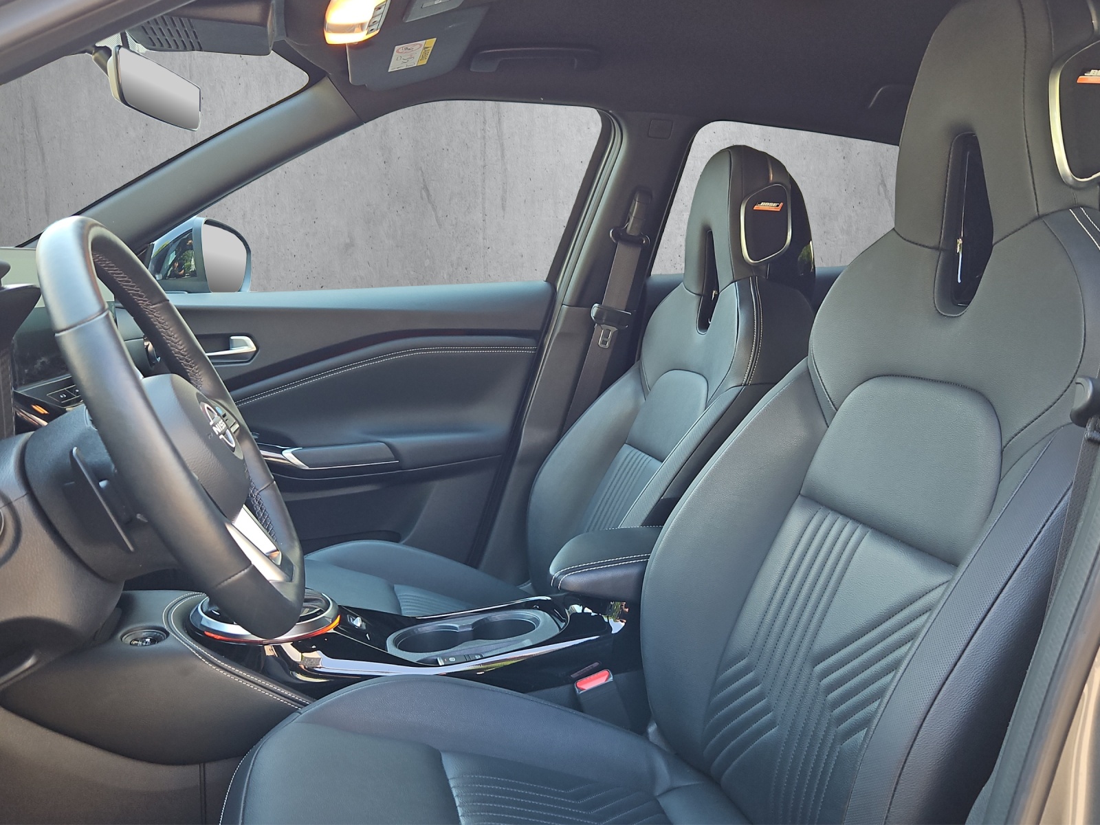NISSAN Juke 1.0 DIG-T Tekna-image-8