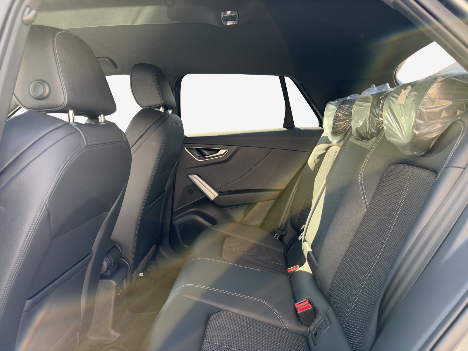 AUDI Q2 35 TFSI S line S-tronic-image-11