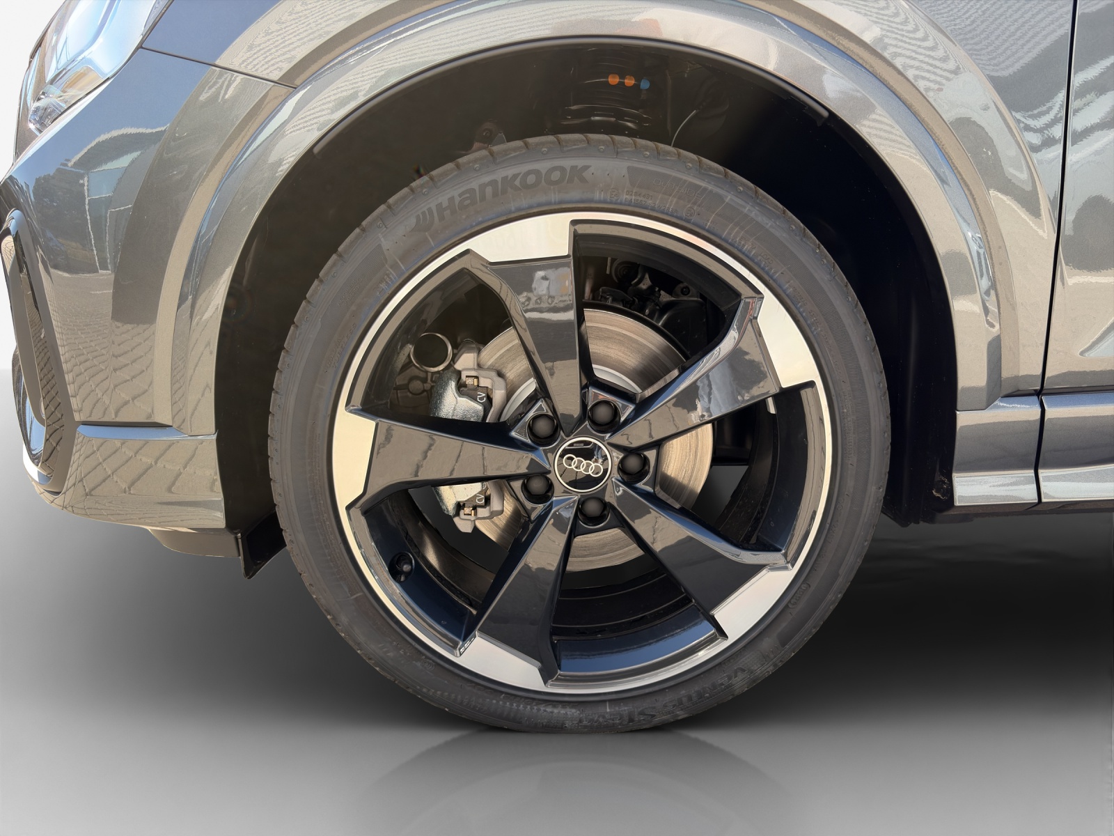 AUDI Q2 35 TFSI S line S-tronic-image-15