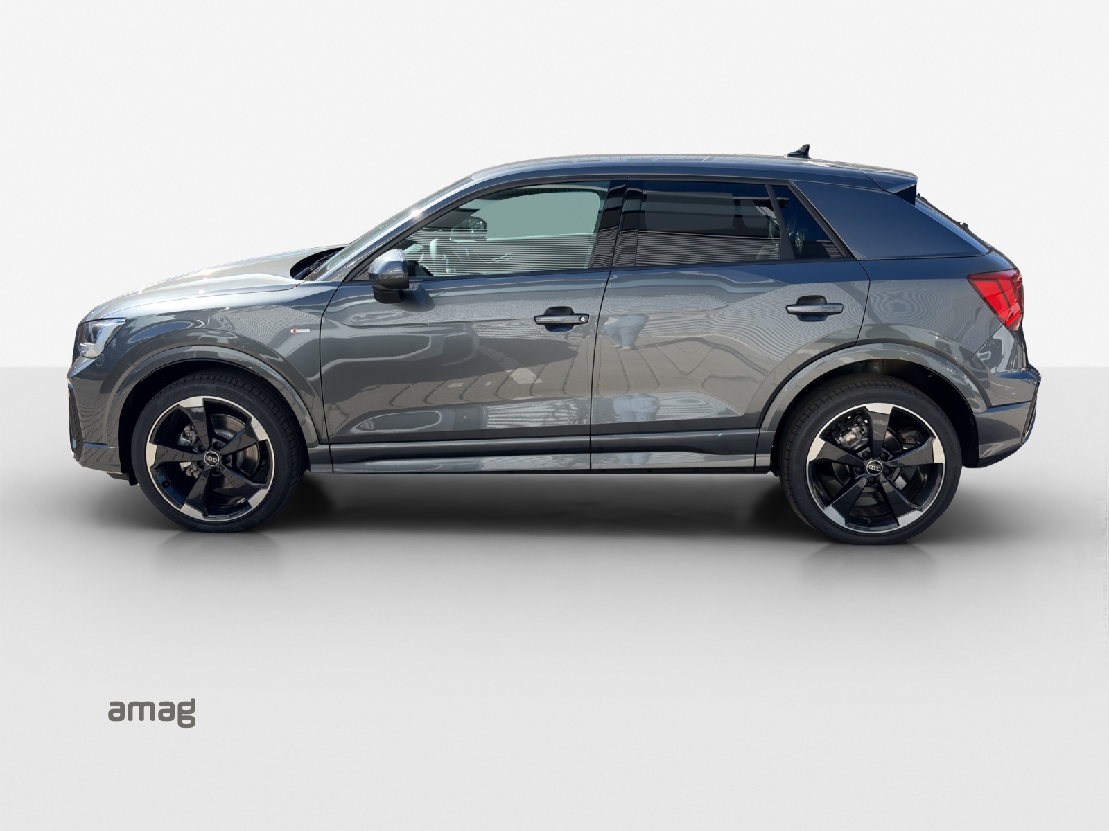 AUDI Q2 35 TFSI S line S-tronic-image-1