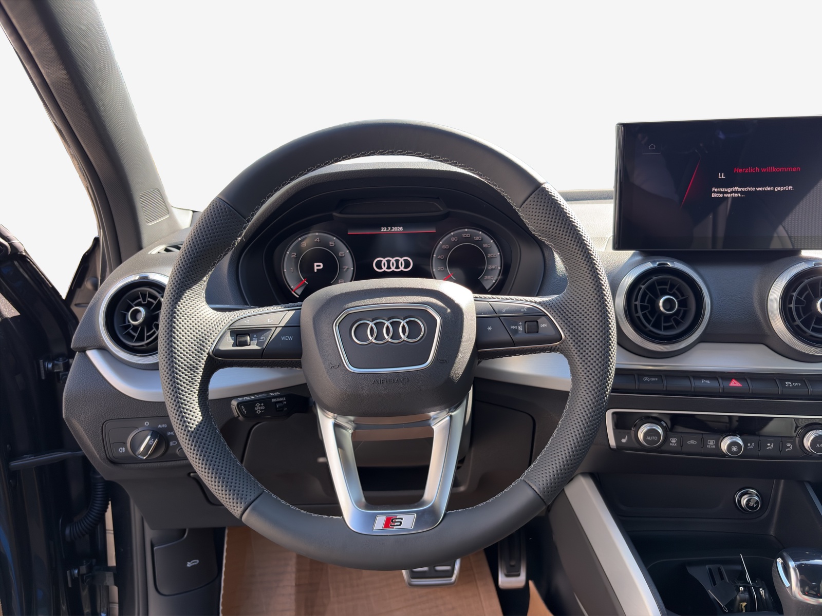 AUDI Q2 35 TFSI S line S-tronic-image-9
