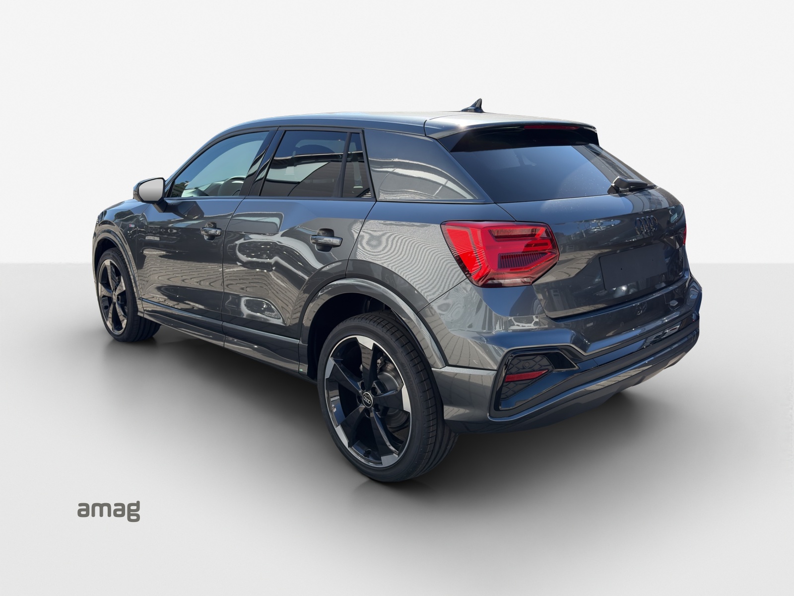 AUDI Q2 35 TFSI S line S-tronic-image-2