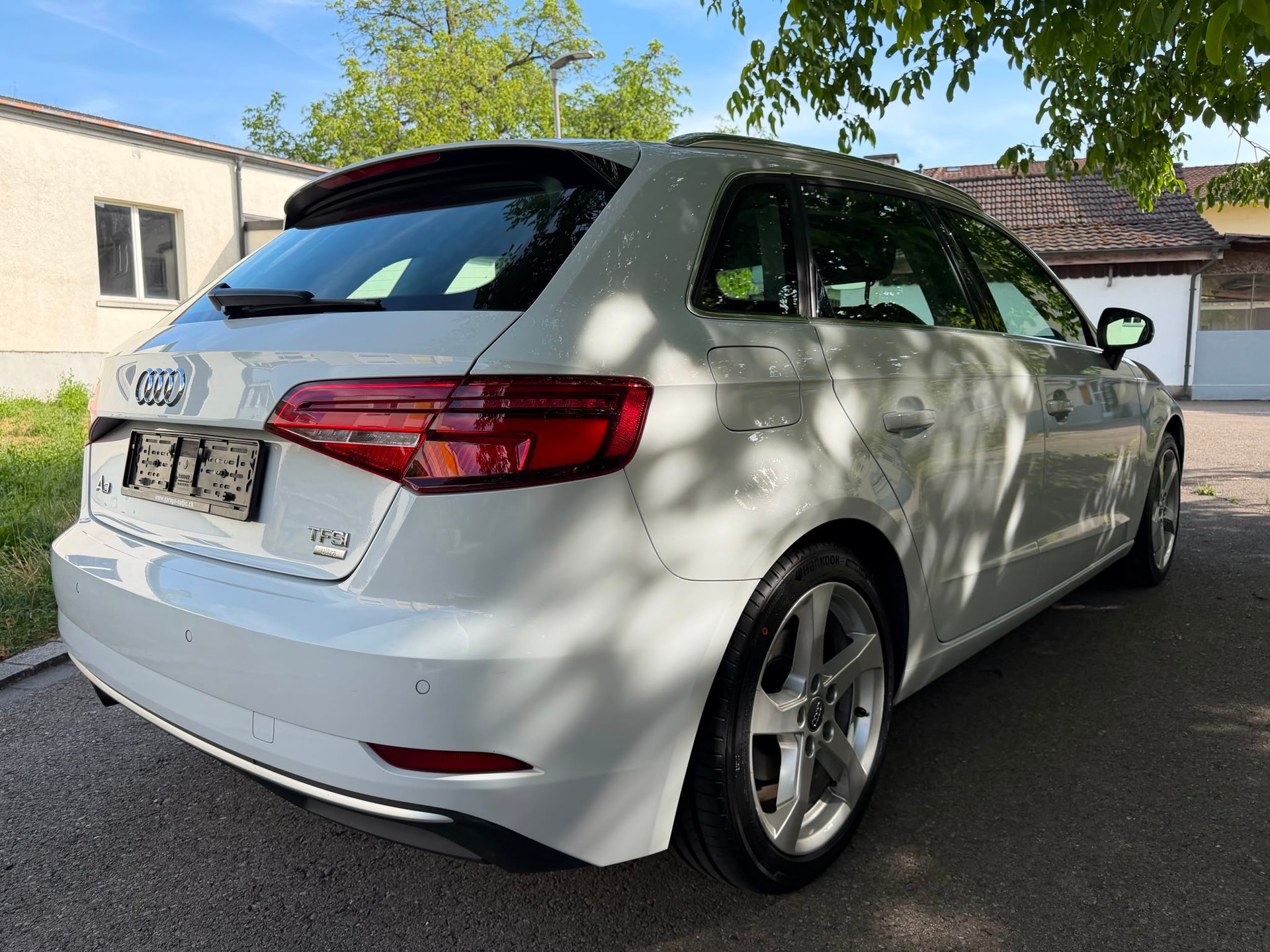 AUDI A3 Sportback 1.4 TFSI Sport S-tronic-image-6
