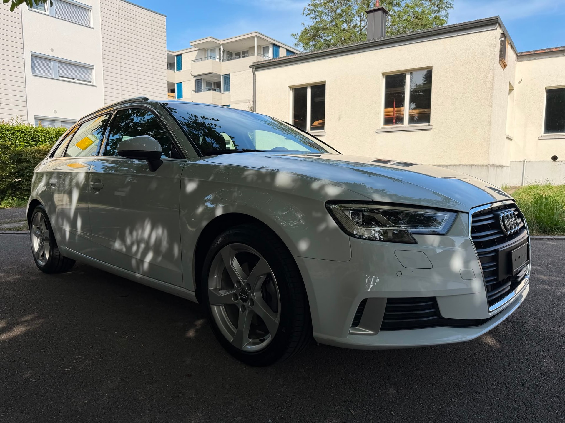AUDI A3 Sportback 1.4 TFSI Sport S-tronic-image-2