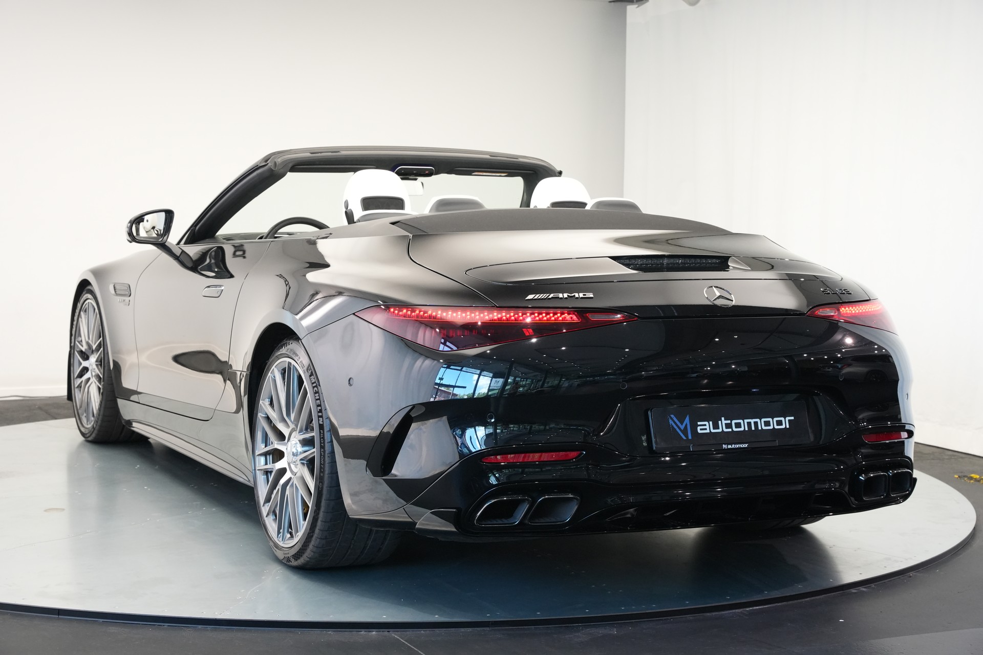 MERCEDES-BENZ AMG SL 63 4M Executive Edition Speedshift MCT-image-47