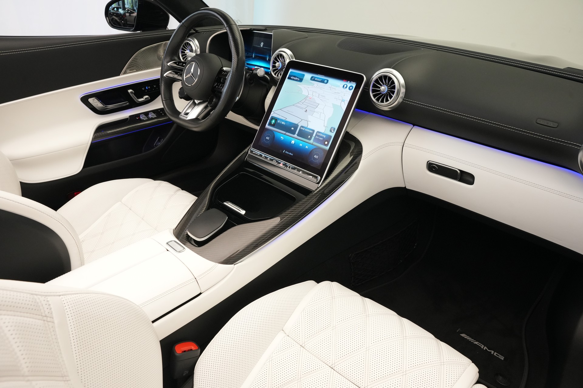 MERCEDES-BENZ AMG SL 63 4M Executive Edition Speedshift MCT-image-23
