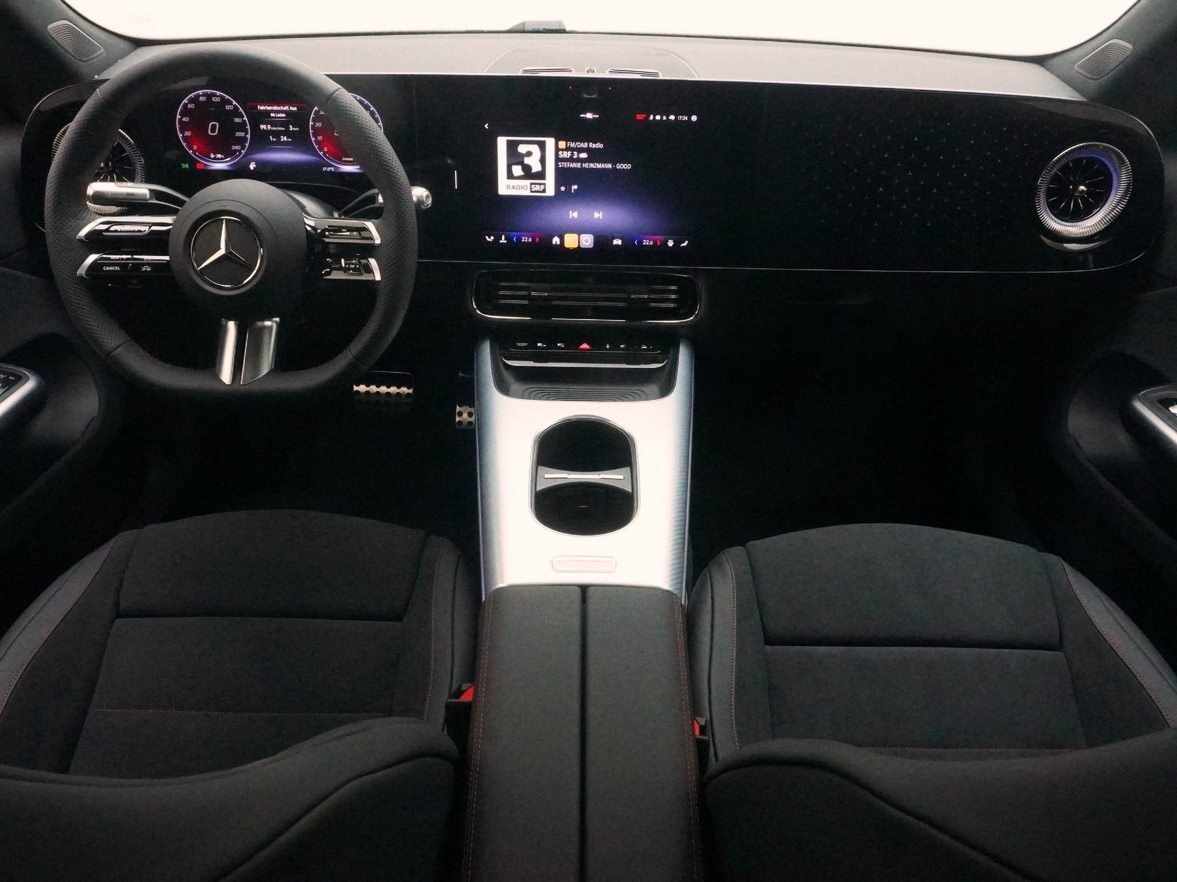 MERCEDES-BENZ CLA-Klasse 250+ AMG Line-image-9