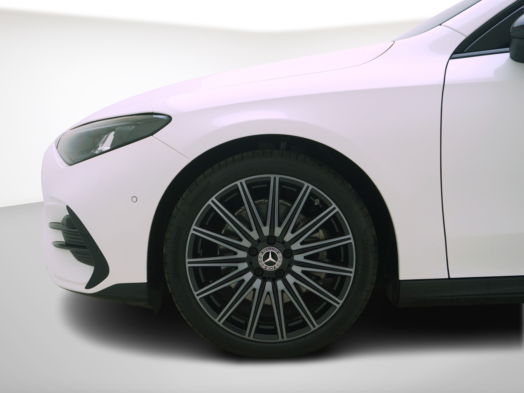 MERCEDES-BENZ CLA-Klasse 250+ AMG Line-image-7