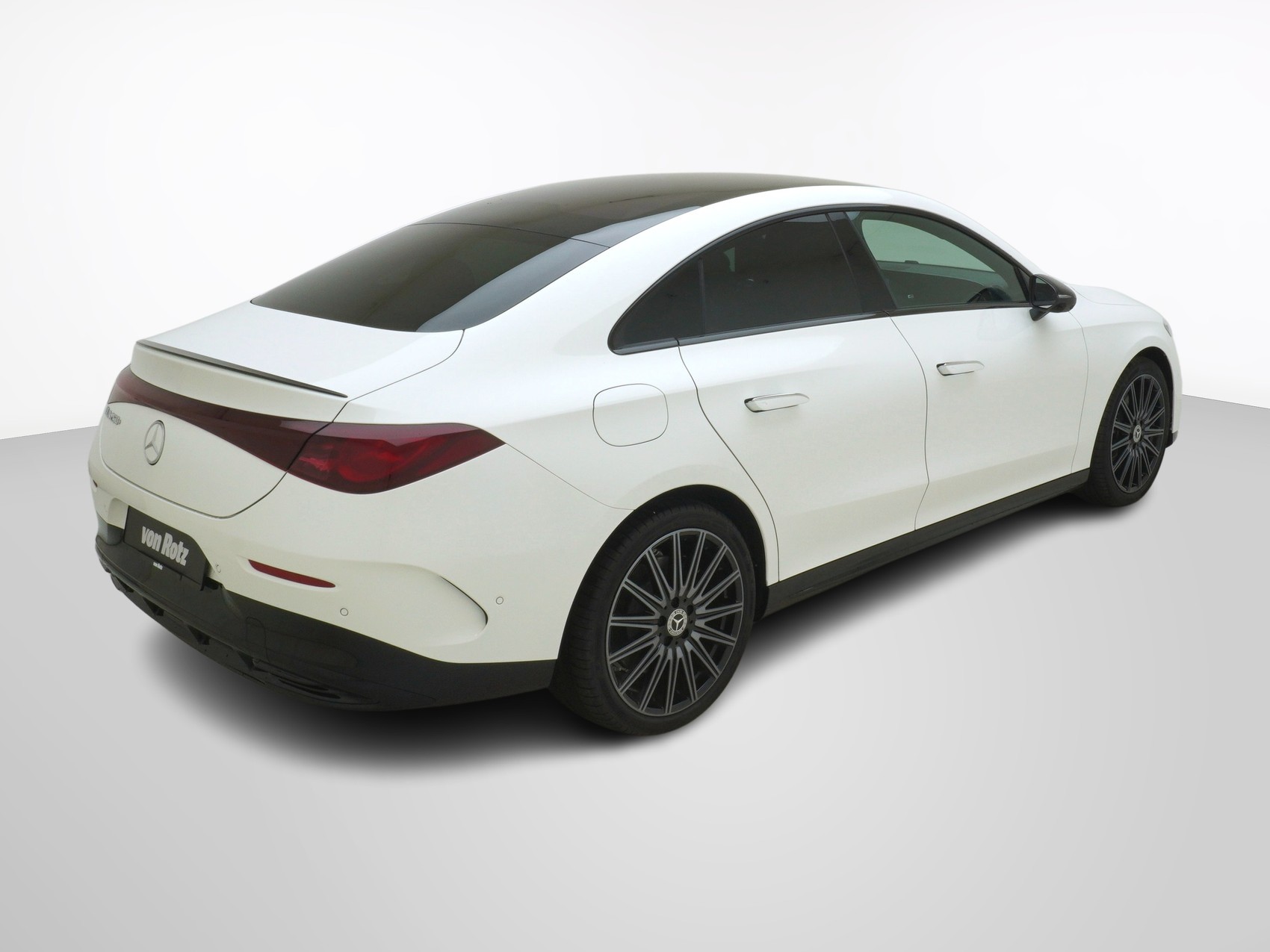 MERCEDES-BENZ CLA-Klasse 250+ AMG Line-image-4