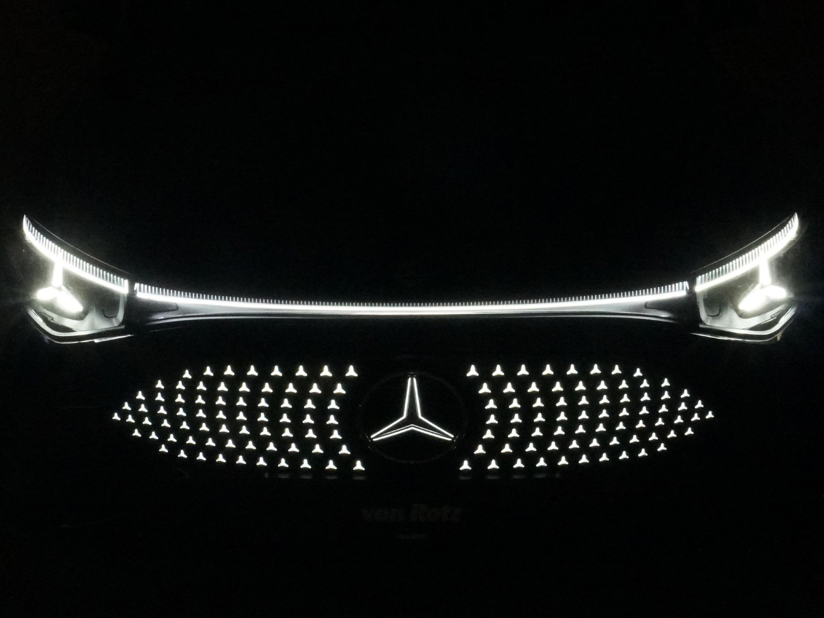 MERCEDES-BENZ CLA-Klasse 250+ AMG Line-image-6
