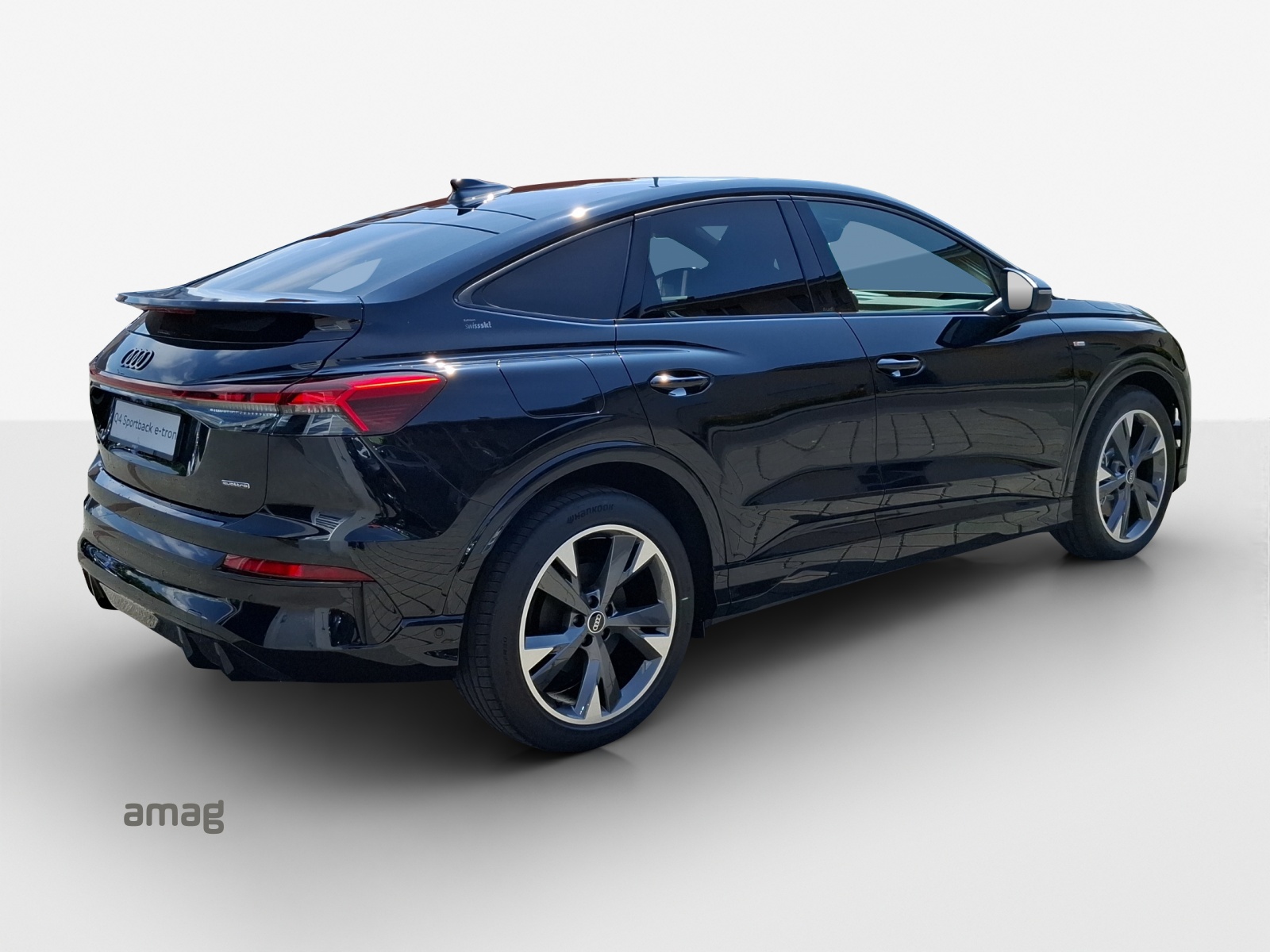 AUDI Q4 Sportback e-tron quattro performance Swiss Ski-image-4