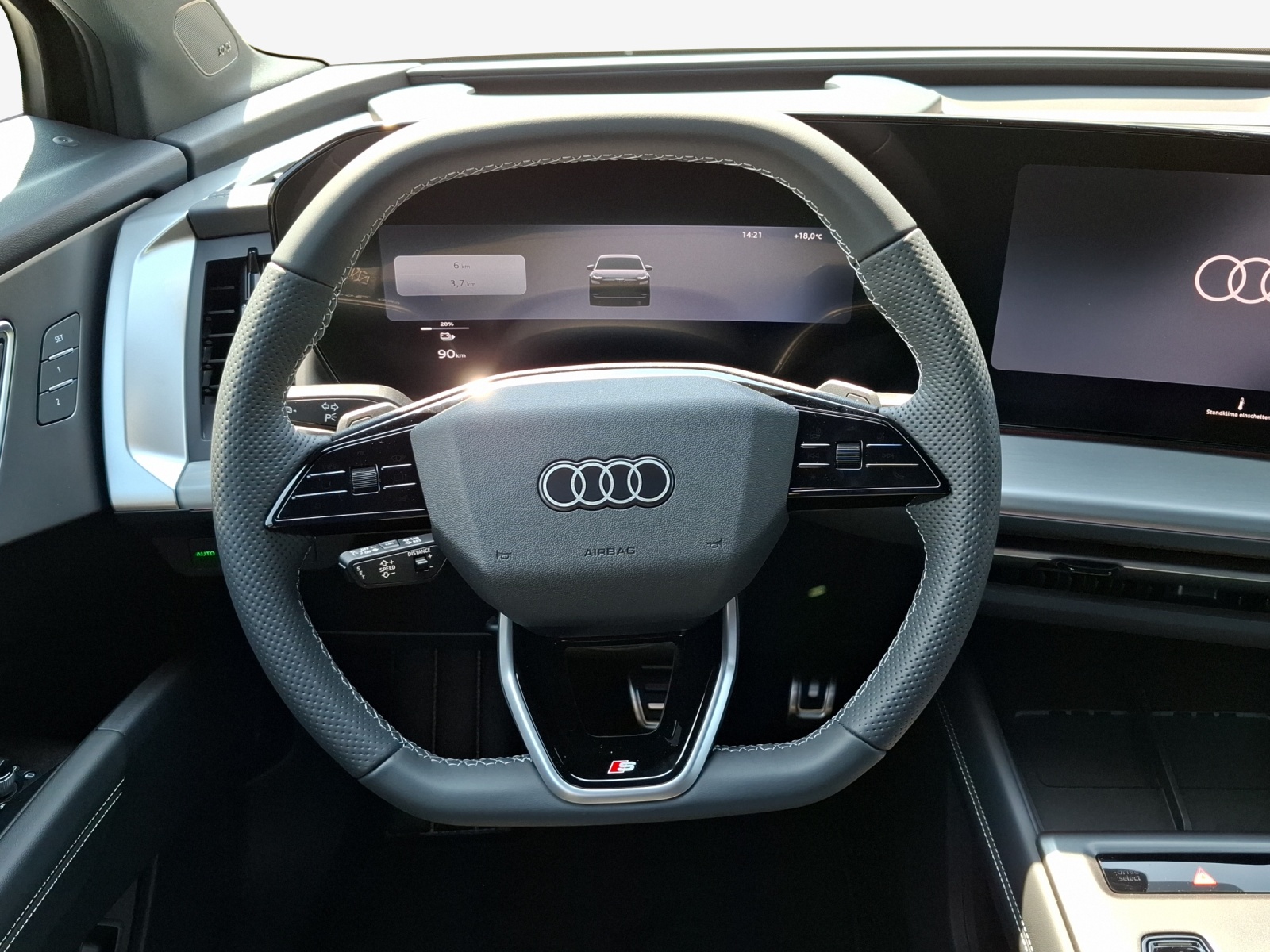 AUDI Q4 Sportback e-tron quattro performance Swiss Ski-image-9