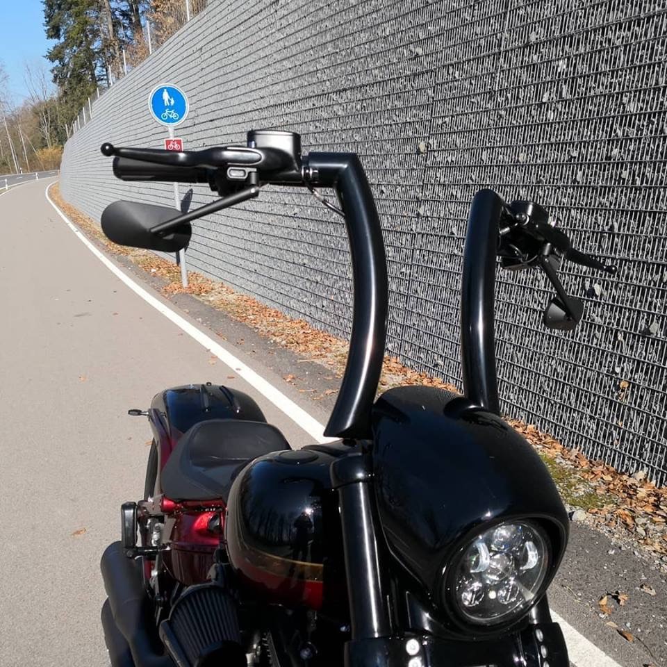 HARLEY-DAVIDSON FXSE Breakout Pro Street CVO ABS-showroom-element-1