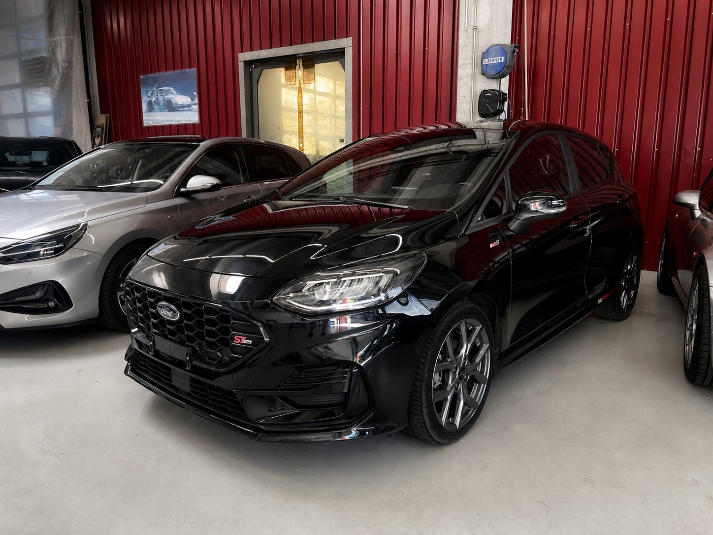 FORD Fiesta 1.0 SCTi MHEV ST Line X Automat-image-1