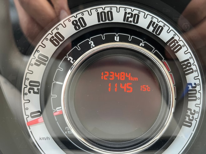 FIAT 500 1.2 Lounge-image-9