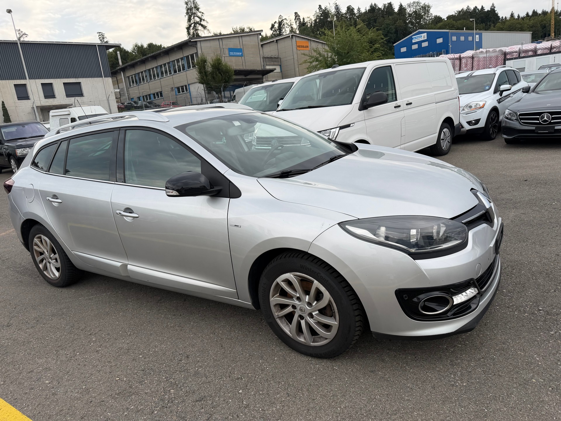 RENAULT Mégane Grandtour 1.2 16V Turbo Bose EDC-image-4