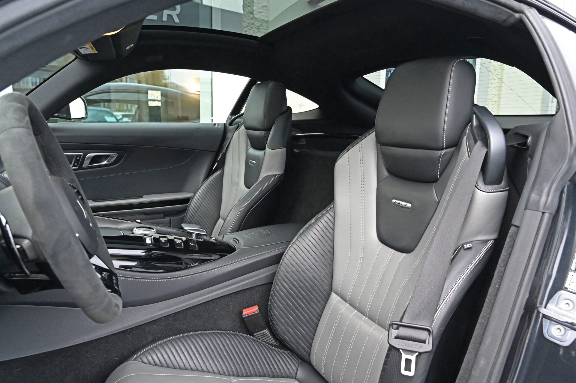 MERCEDES-BENZ AMG GT C Speedshift DCT-image-11
