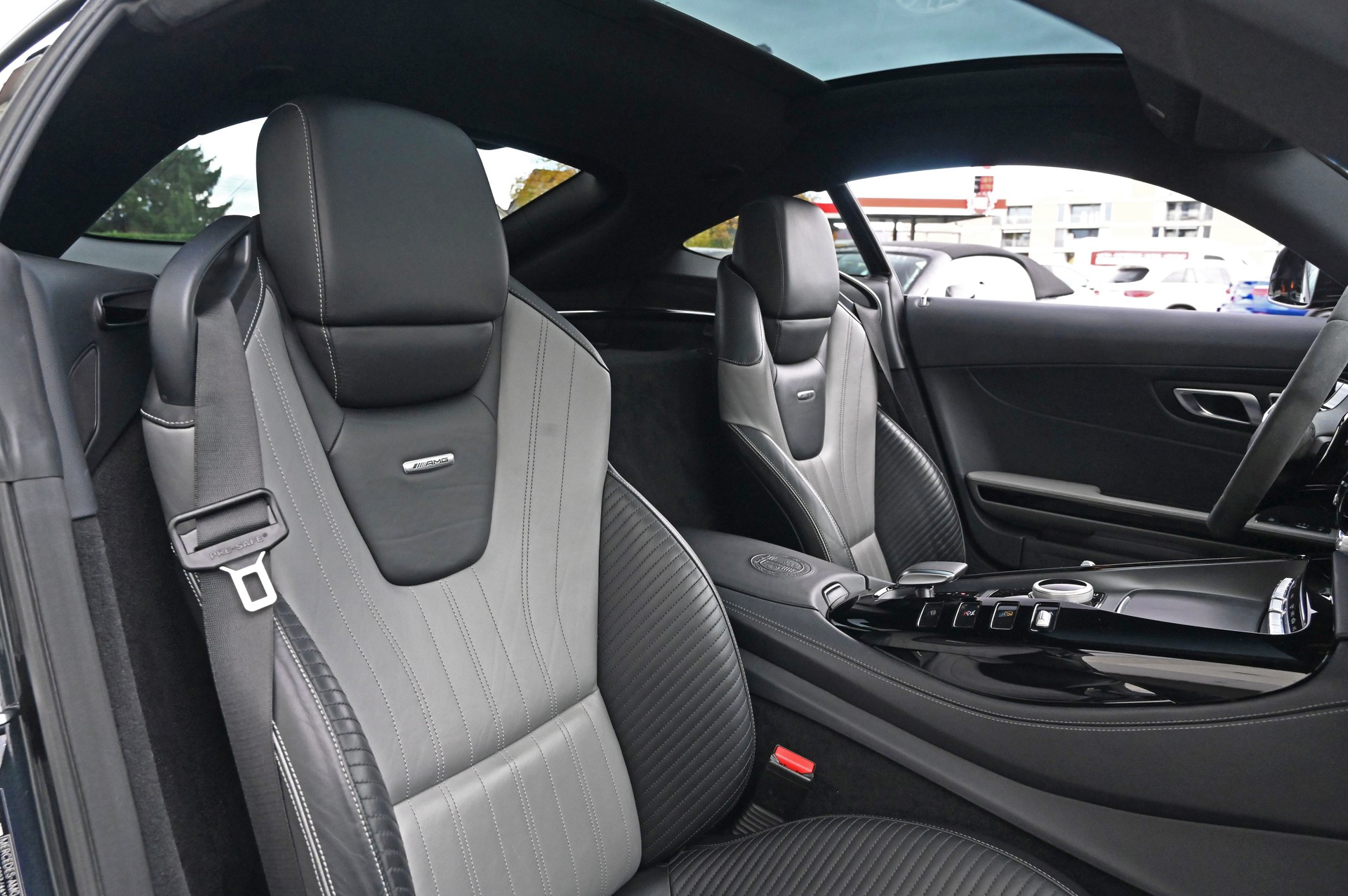 MERCEDES-BENZ AMG GT C Speedshift DCT-image-22