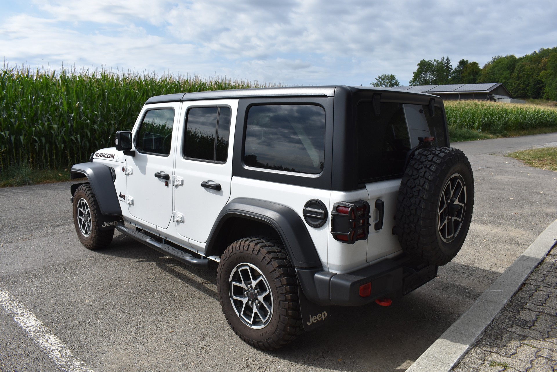 JEEP Wrangler 2.0 Unlimited Rubicon Automatic-image-4