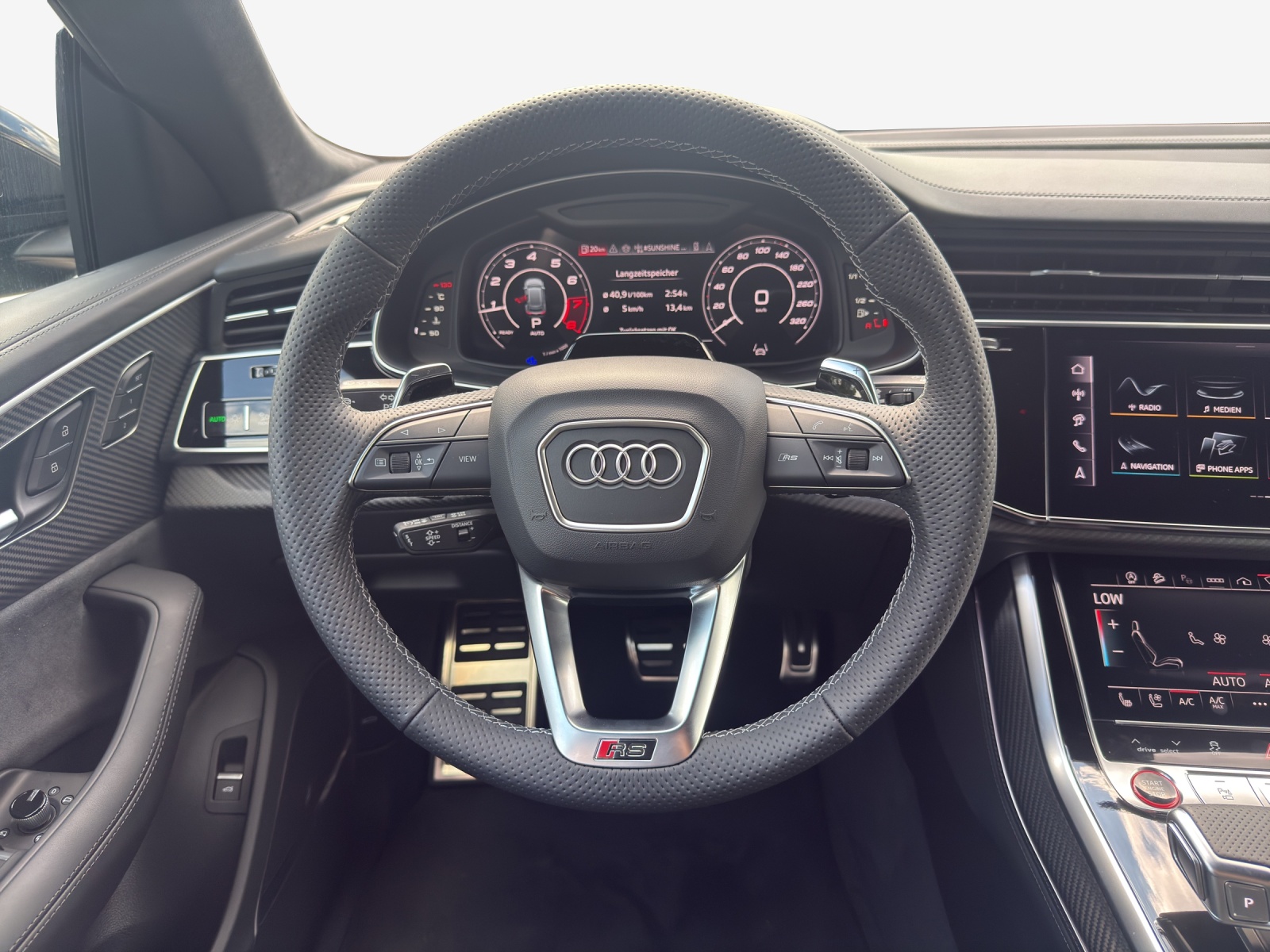 AUDI RSQ8 performance quattro-image-9