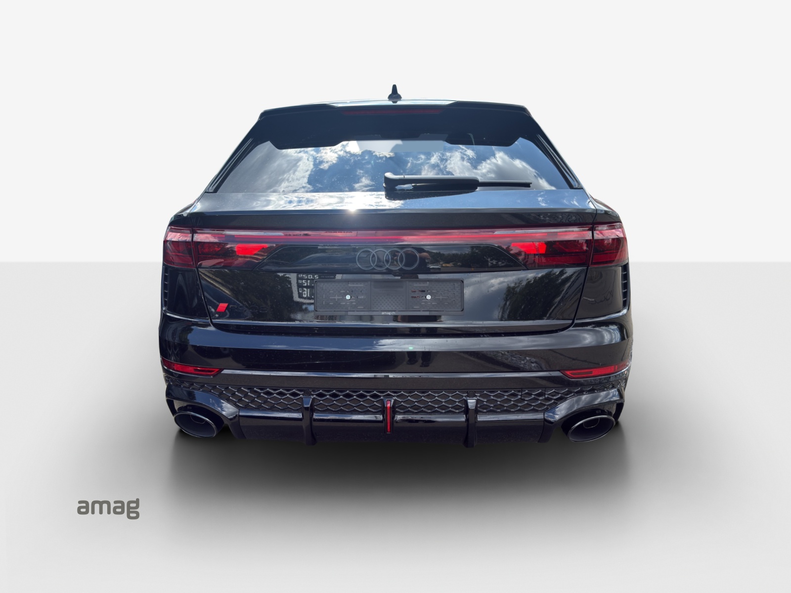 AUDI RSQ8 performance quattro-image-3