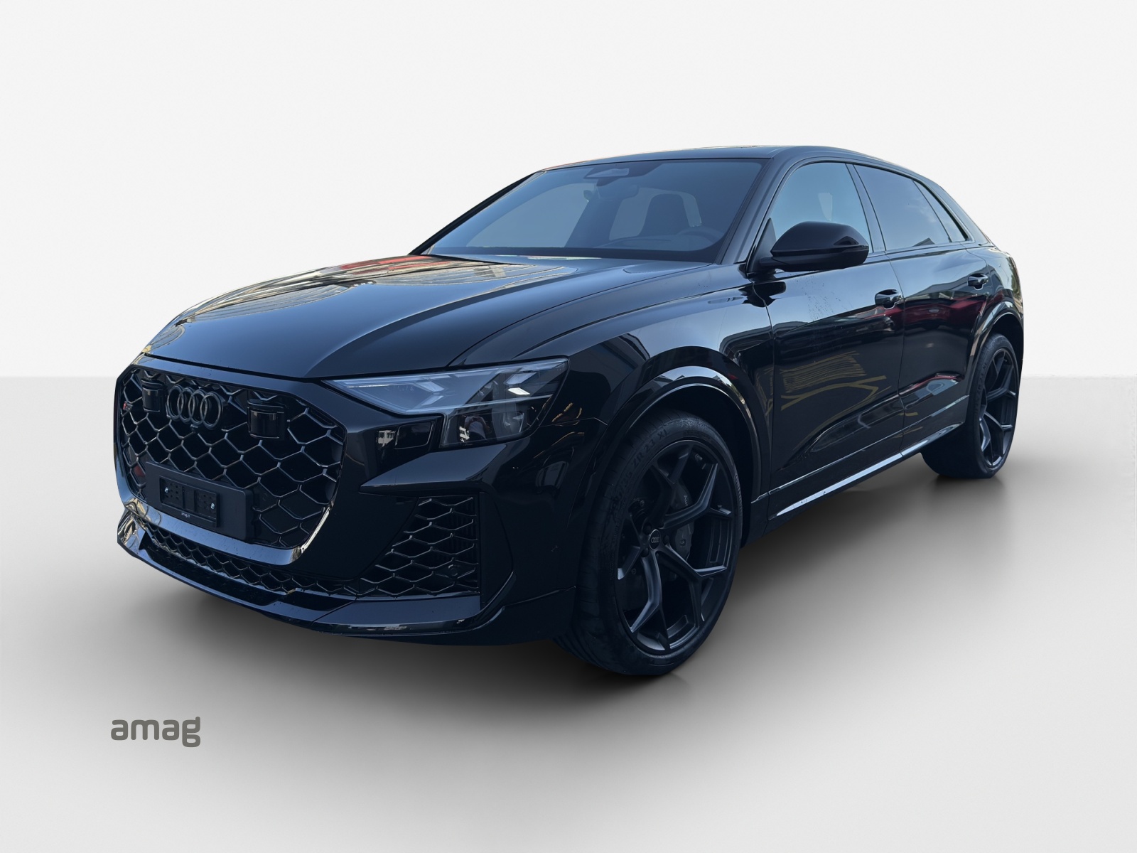 AUDI RSQ8 performance quattro