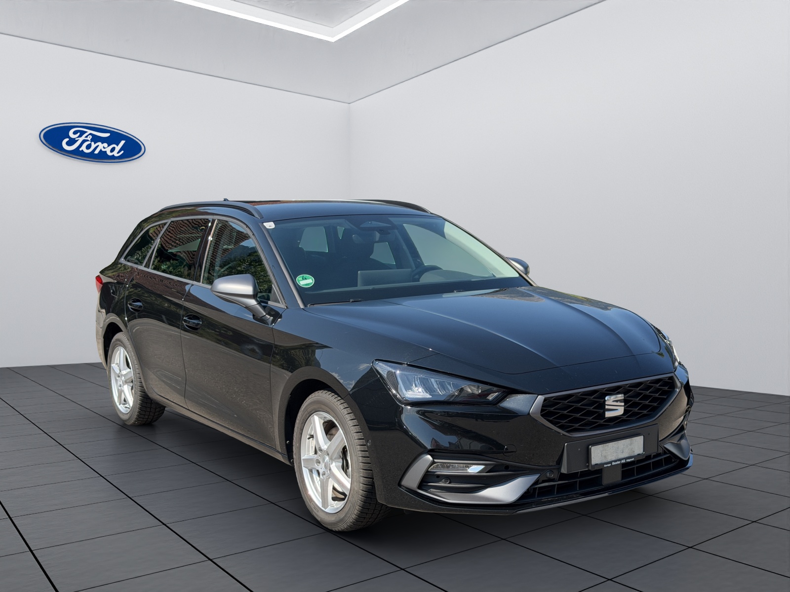 SEAT Leon 1.5 eTSI 150 FR DSG-image-2