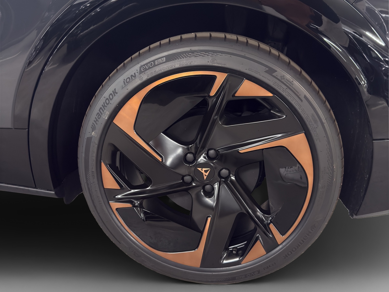 CUPRA Tavascan Type 9 77 kWh Adrenaline-image-13