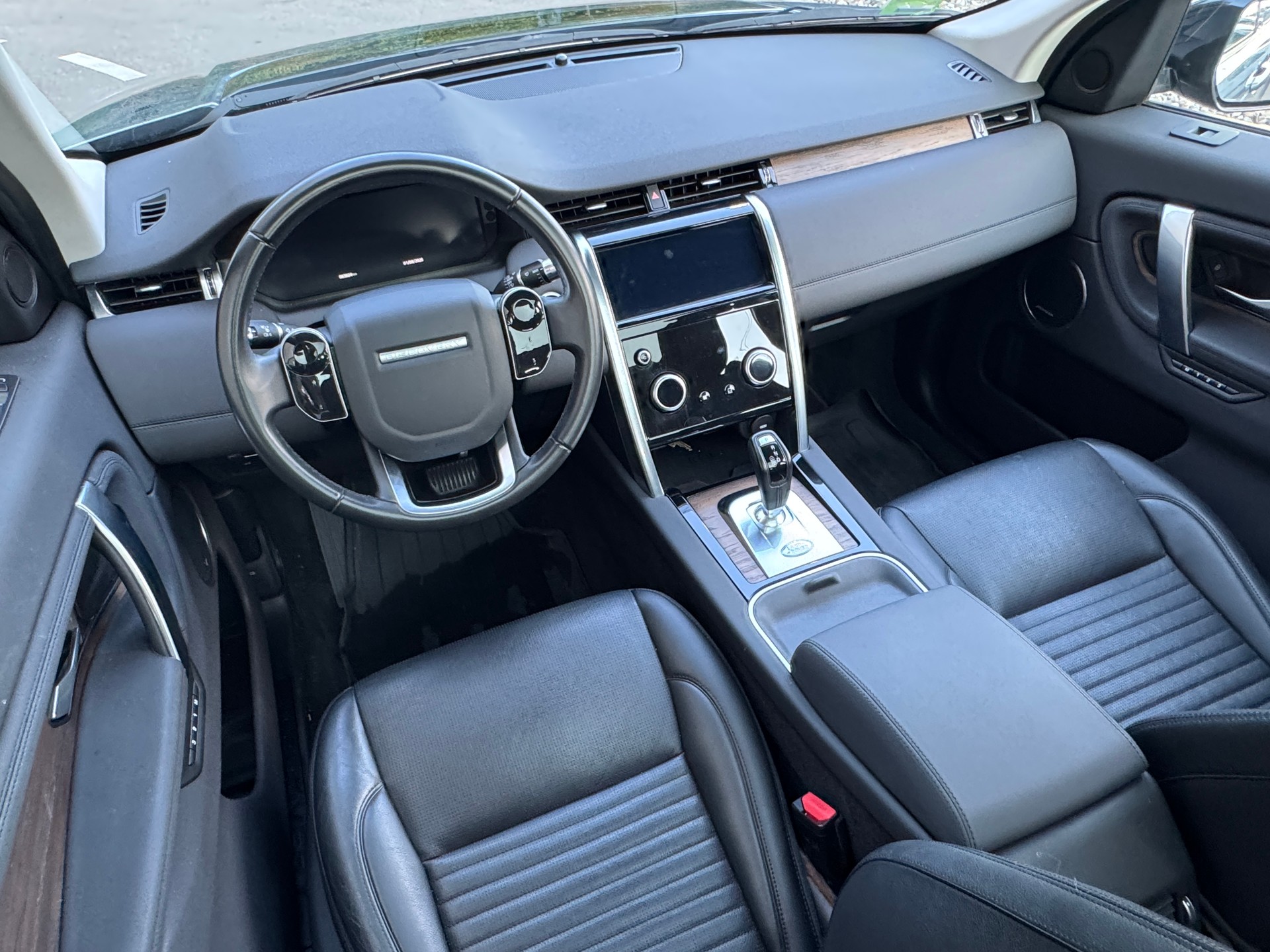LAND ROVER Discovery Sport P200 2.0 Si4 MHEV SE AT9-image-10