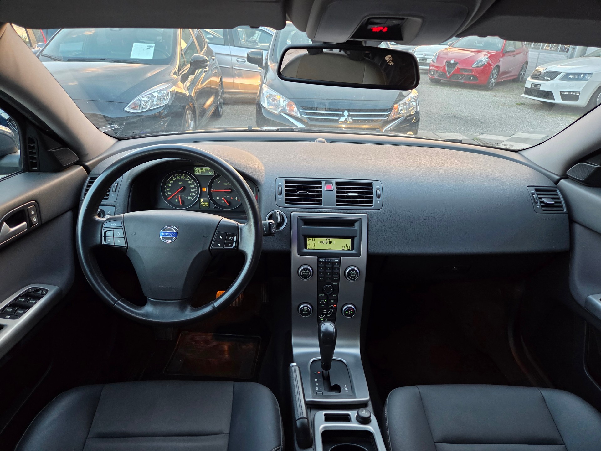 VOLVO V50 2.0D Kinetic Powershift-image-13