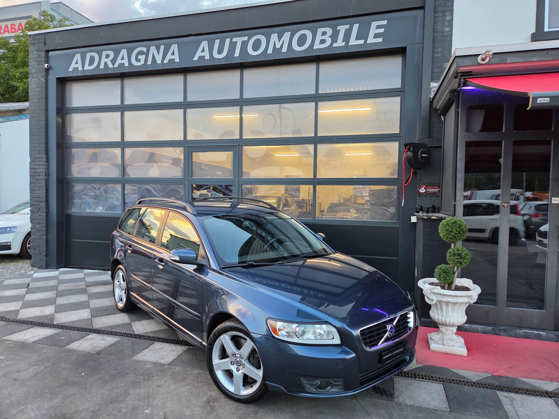 VOLVO V50 2.0D Kinetic Powershift