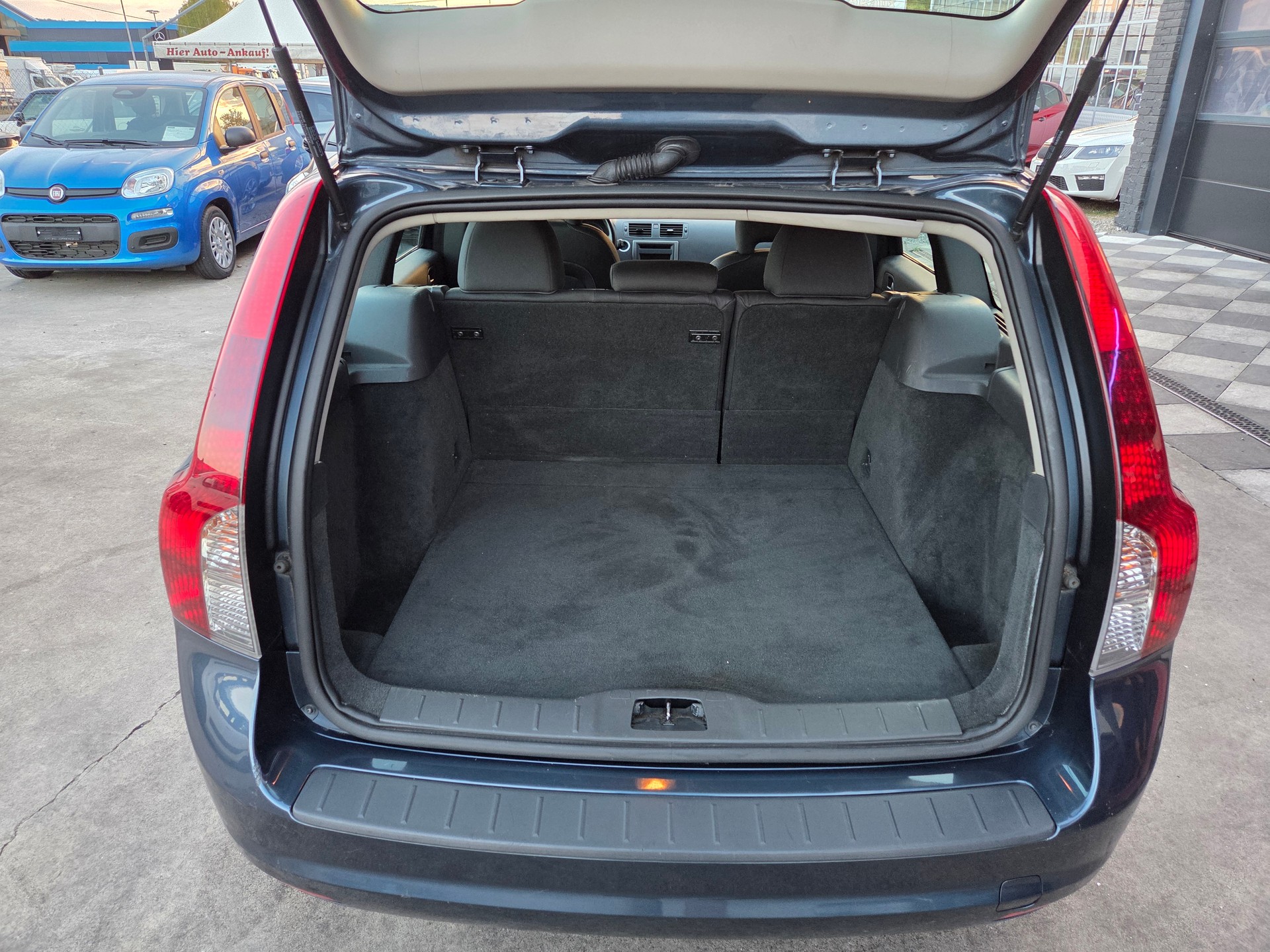 VOLVO V50 2.0D Kinetic Powershift-image-6