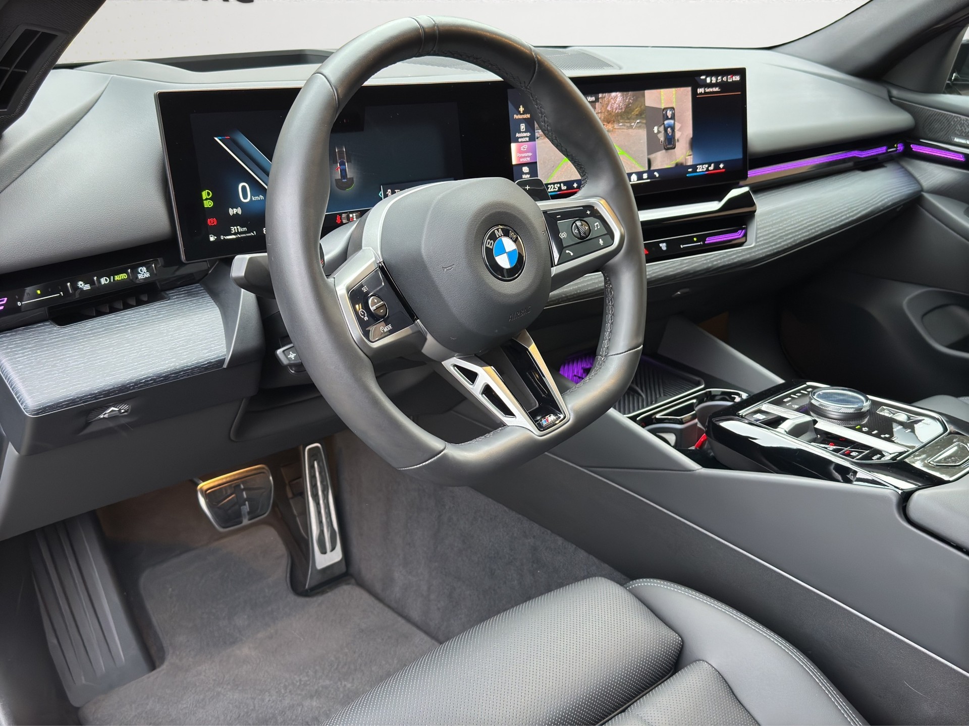 BMW 540d xDrive 48V Touring M Sport Pro AHK 4x4-image-10