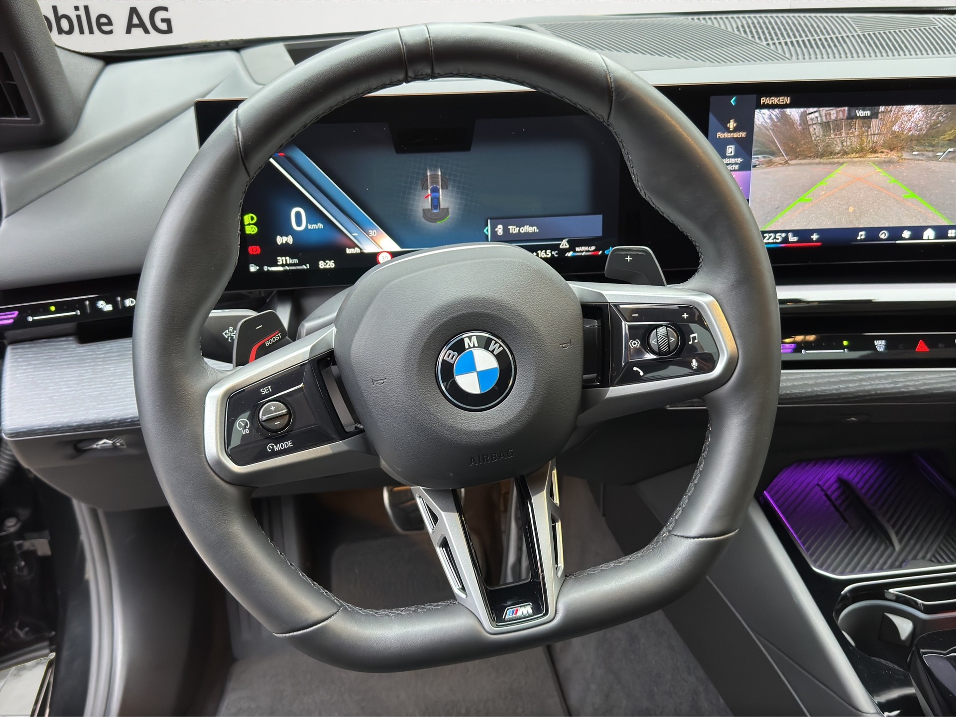 BMW 540d xDrive 48V Touring M Sport Pro AHK 4x4-image-16
