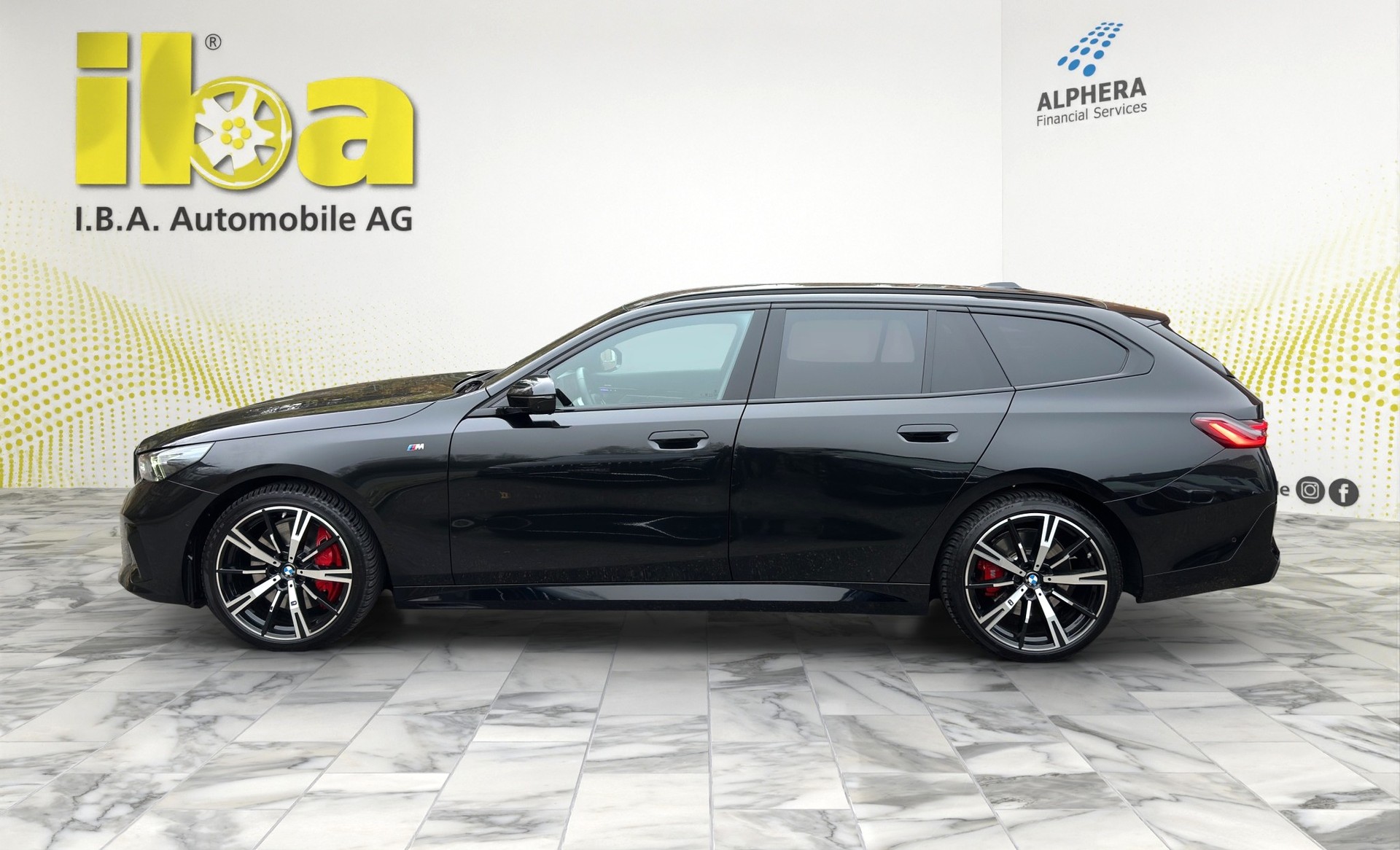 BMW 540d xDrive 48V Touring M Sport Pro AHK 4x4-showroom-element-1