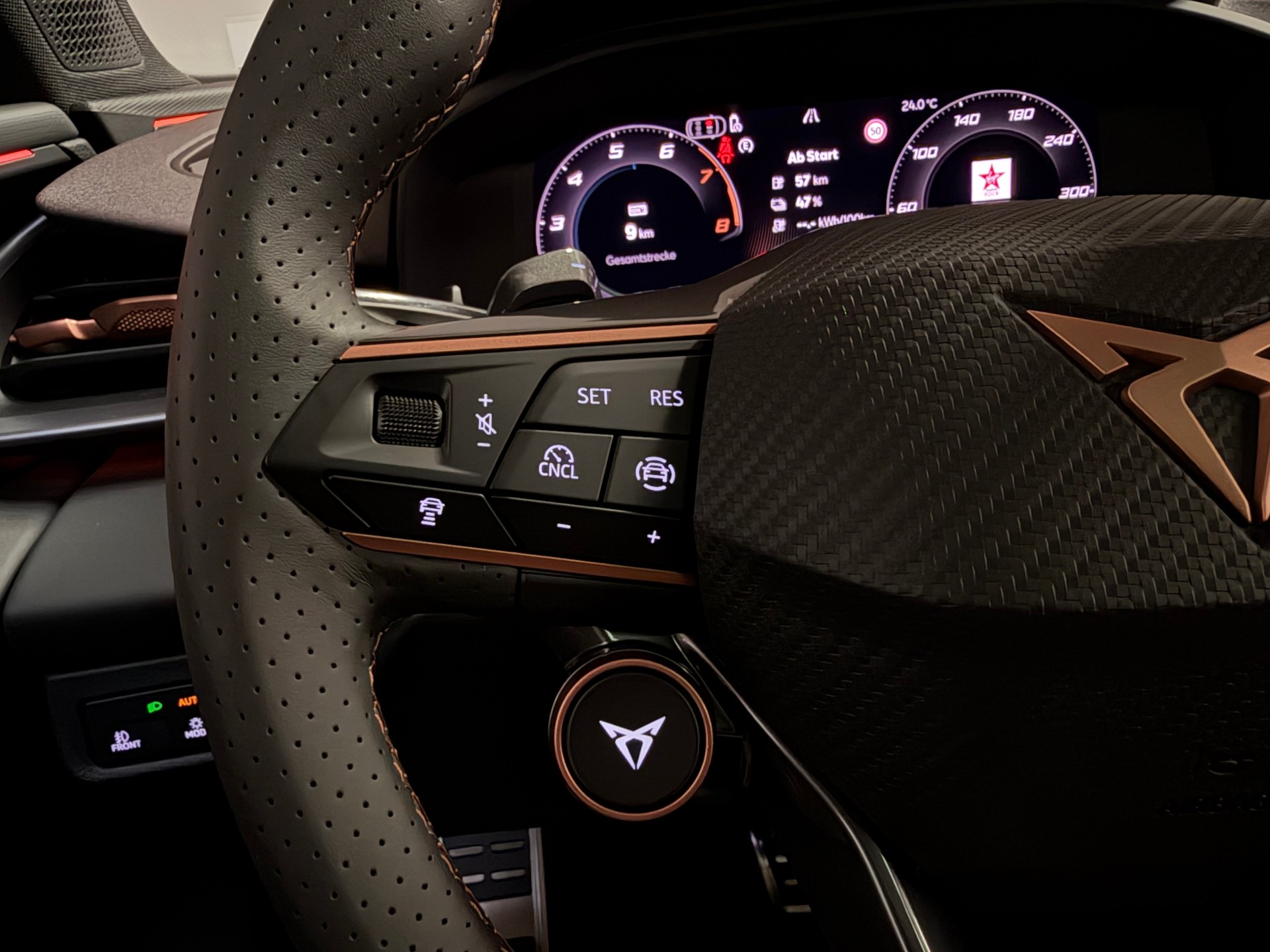 CUPRA Terramar 1.5 eHybrid DSG VZ AHK-image-28