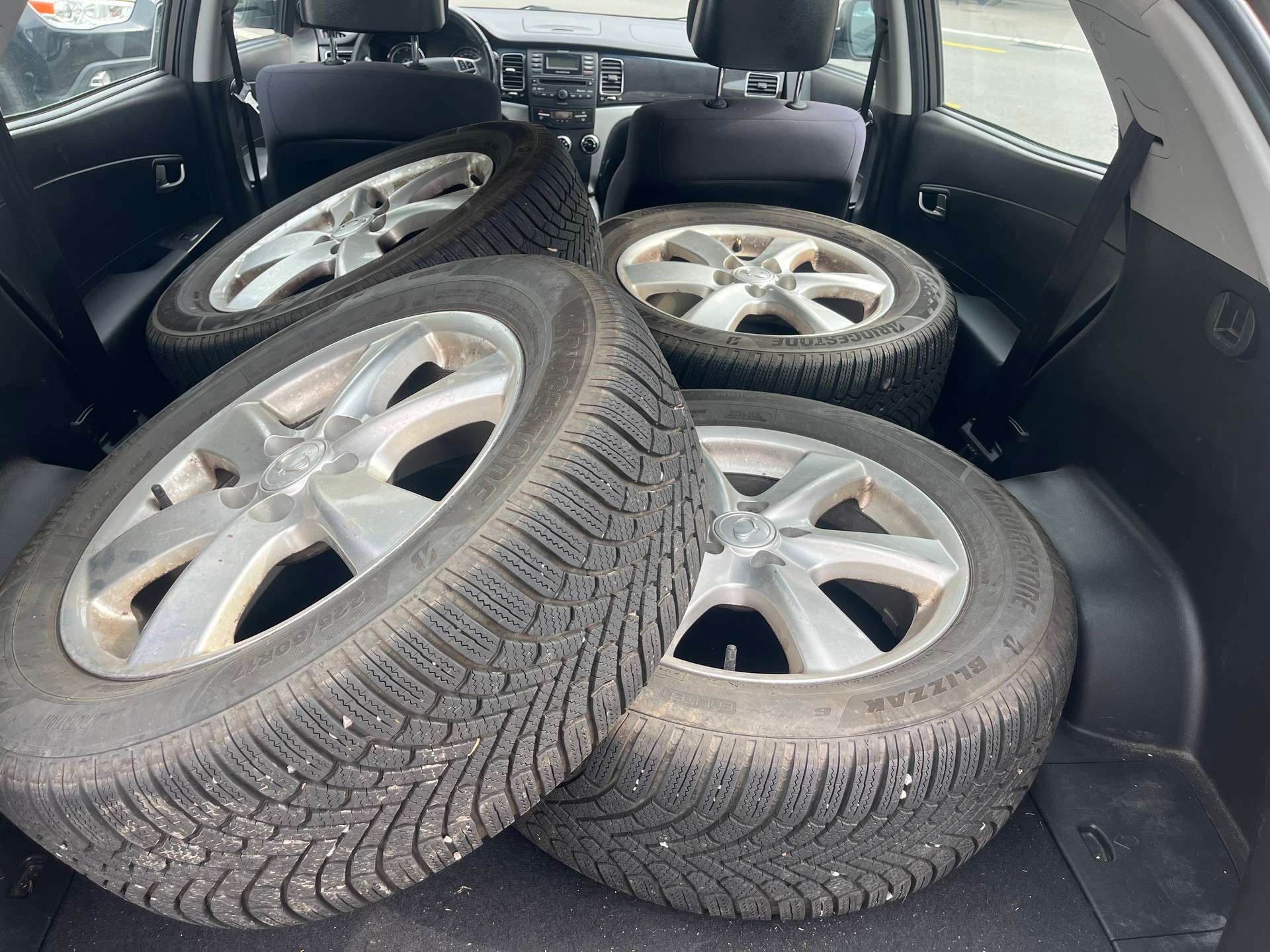 KGM-SsangYong Korando 2.0 e-XDI Sapphire 4WD-image-6